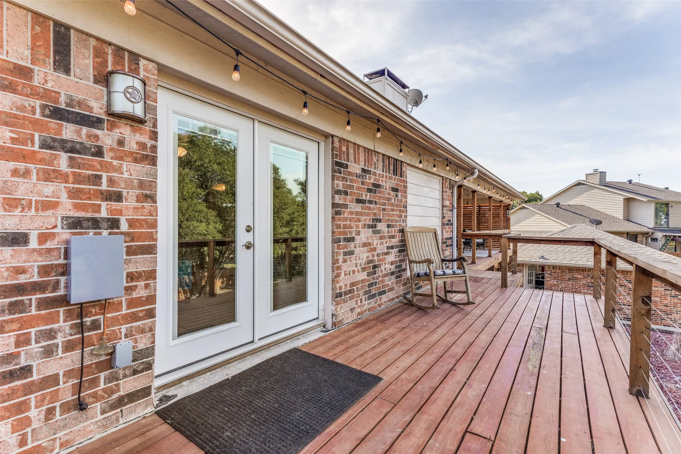 Single Family Residence For Sale in Tarrant County , 8653 Funtier Court, Fort Worth, Texas 76179, 4 Bedroom, 2 Bathroom, 3 Garage spaces, 2,363 Sqft, built in 1978, mls#21367007, Real Estate Agent in Fort Worth, Homes For Sale in Tarrant county, Homes For Sale in Fort Worth, Realtor in Fort Worth Texas, Real Estate Brokerage Independent Realty Texas, Luminita Cordes Realtor