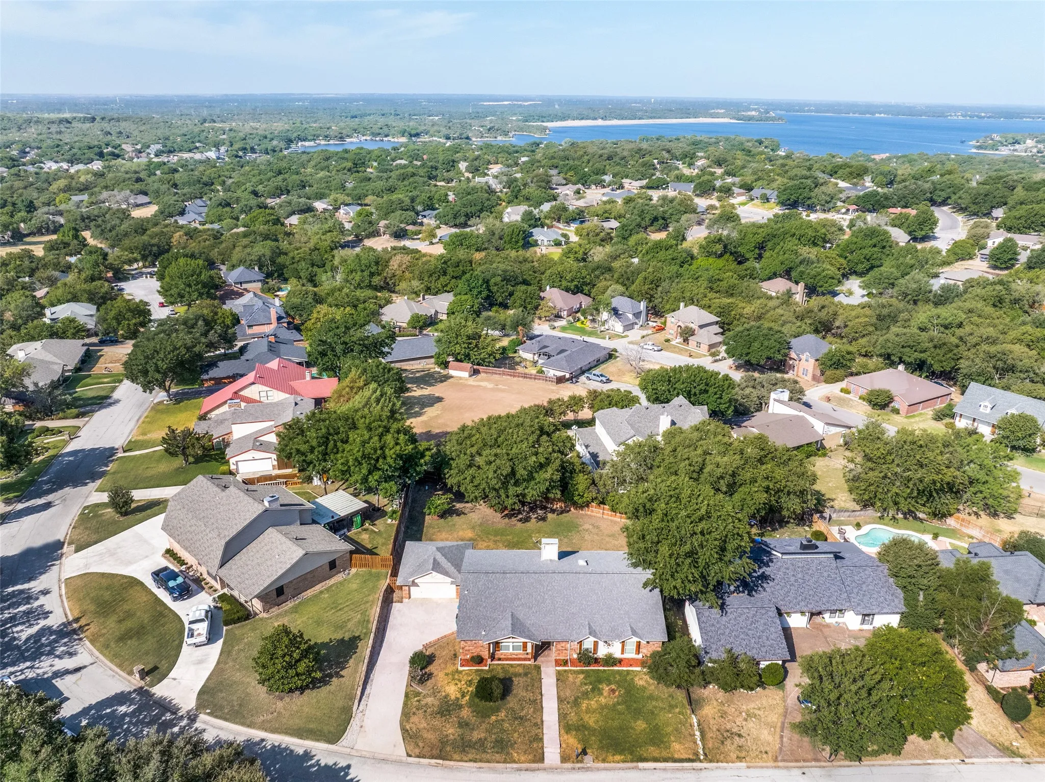 Single Family Residence For Sale in Tarrant County , 8653 Funtier Court, Fort Worth, Texas 76179, 4 Bedroom, 2 Bathroom, 3 Garage spaces, 2,363 Sqft, built in 1978, mls#21367007, Real Estate Agent in Fort Worth, Homes For Sale in Tarrant county, Homes For Sale in Fort Worth, Realtor in Fort Worth Texas, Real Estate Brokerage Independent Realty Texas, Luminita Cordes Realtor