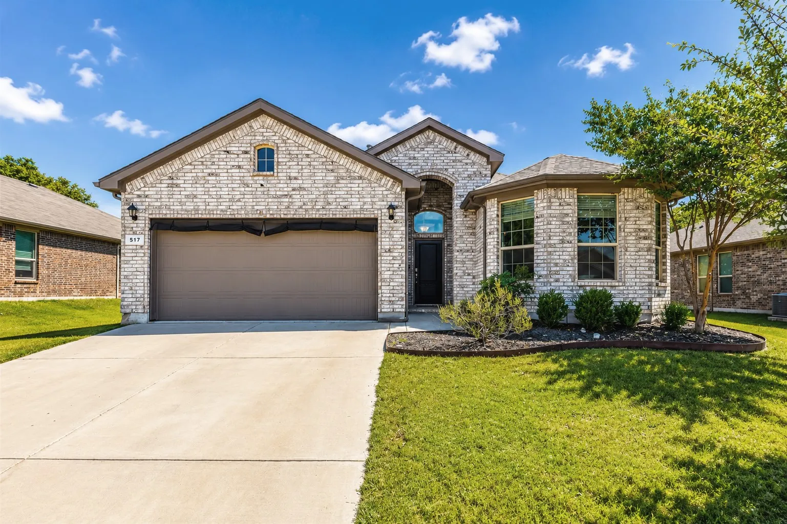 Single Family Residence For Sale in Tarrant County , 517 Redding Drive, Saginaw, Texas 76131, 4 Bedroom, 2 Bathroom, 2 Garage spaces, 1,805 Sqft, built in 2020, mls#21367013, Real Estate Agent in Saginaw, Homes For Sale in Tarrant county, Homes For Sale in Saginaw, Realtor in Saginaw Texas, Real Estate Brokerage Independent Realty Texas, Luminita Cordes Realtor