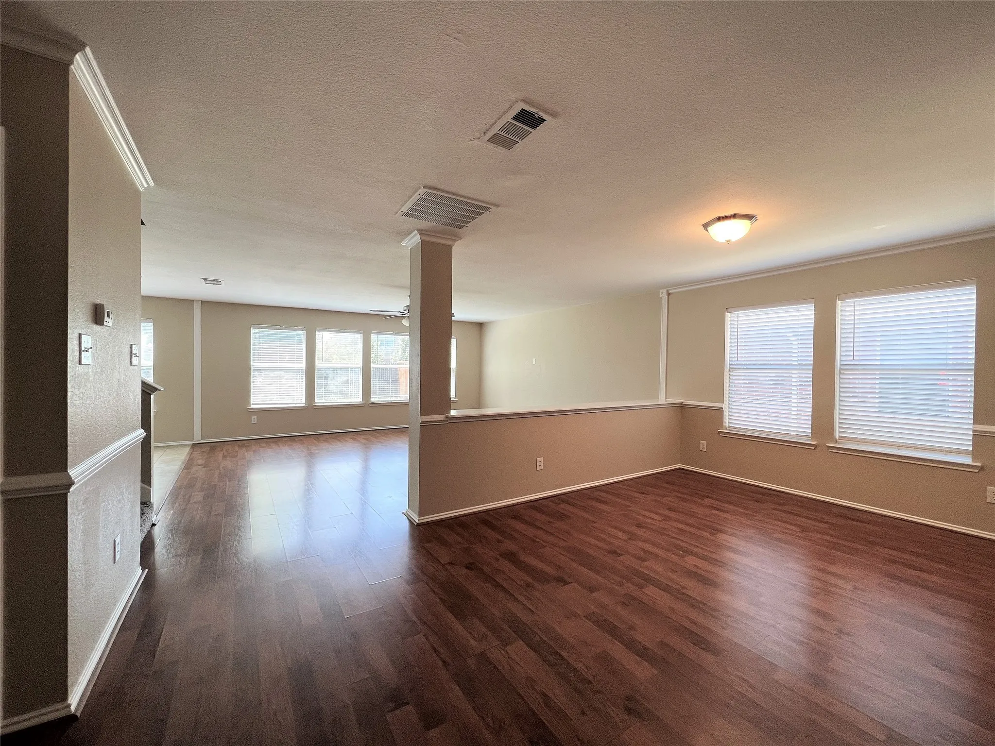 Single Family Residence For Rent in Denton County , 1209 Canvasback Drive, Aubrey, Texas 76227, 4 Bedroom, 3 Bathroom, 2 Garage spaces, 2,673 Sqft, built in 2003, mls#21358937, Real Estate Agent in Aubrey, Homes For Rent in Denton county, Homes For Rent in Aubrey, Realtor in Aubrey Texas, Real Estate Brokerage Independent Realty Texas, Luminita Cordes Realtor
