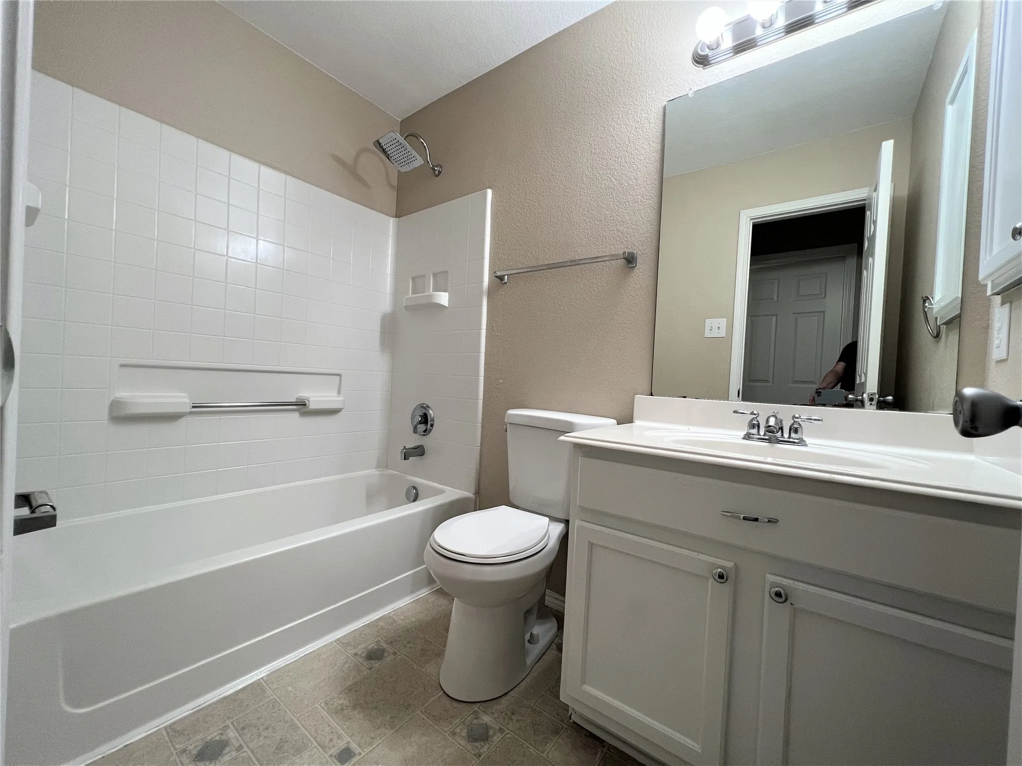 Single Family Residence For Rent in Denton County , 1209 Canvasback Drive, Aubrey, Texas 76227, 4 Bedroom, 3 Bathroom, 2 Garage spaces, 2,673 Sqft, built in 2003, mls#21358937, Real Estate Agent in Aubrey, Homes For Rent in Denton county, Homes For Rent in Aubrey, Realtor in Aubrey Texas, Real Estate Brokerage Independent Realty Texas, Luminita Cordes Realtor