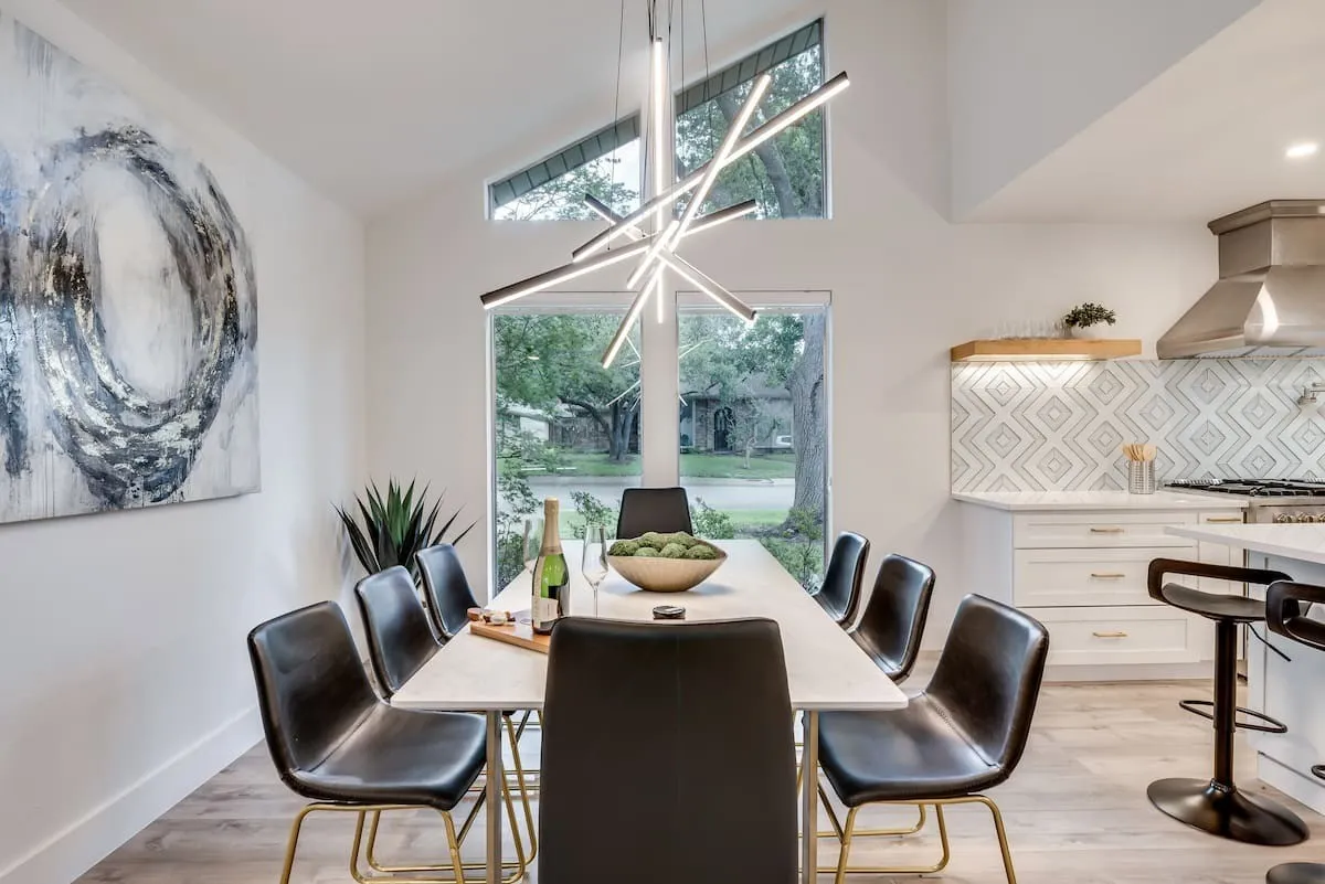 Large dining table with seating for 8 guests!