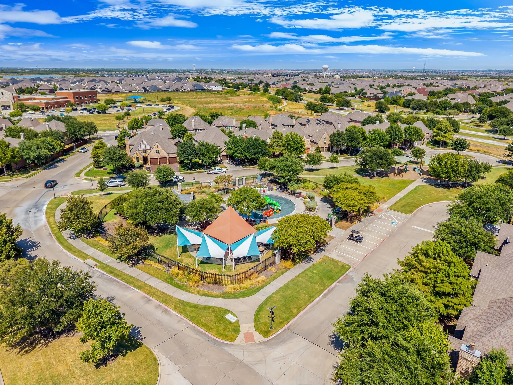 Single Family Residence For Sale in Denton County , 2825 Braemar, The Colony, Texas 75056, 4 Bedroom, 4 Bathroom, 2 Garage spaces, 3,286 Sqft, built in 2021, mls#21364325, Real Estate Agent in The Colony, Homes For Sale in Denton county, Homes For Sale in The Colony, Realtor in The Colony Texas, Real Estate Brokerage Independent Realty Texas, Luminita Cordes Realtor