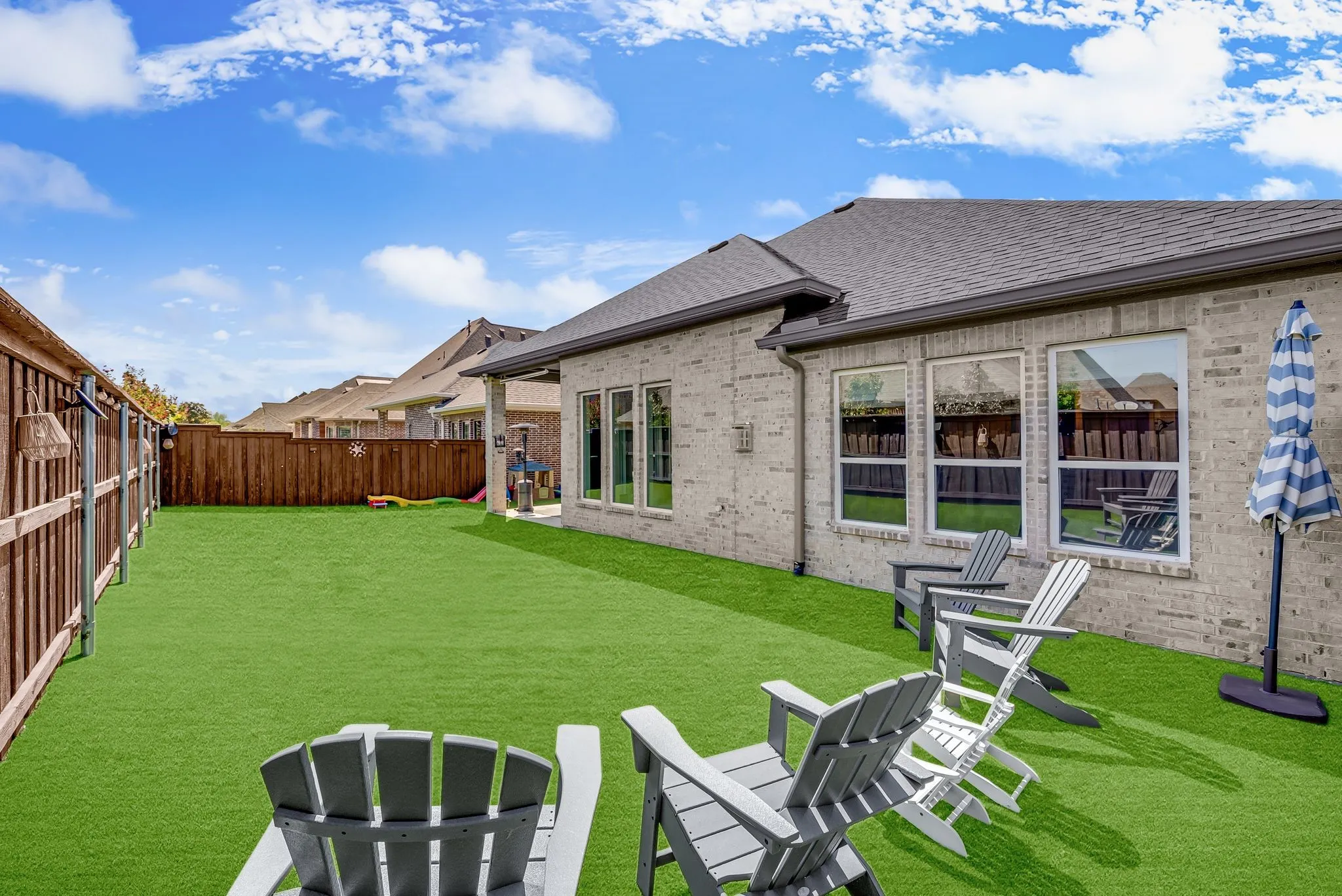 Single Family Residence For Sale in Denton County , 2825 Braemar, The Colony, Texas 75056, 4 Bedroom, 4 Bathroom, 2 Garage spaces, 3,286 Sqft, built in 2021, mls#21364325, Real Estate Agent in The Colony, Homes For Sale in Denton county, Homes For Sale in The Colony, Realtor in The Colony Texas, Real Estate Brokerage Independent Realty Texas, Luminita Cordes Realtor