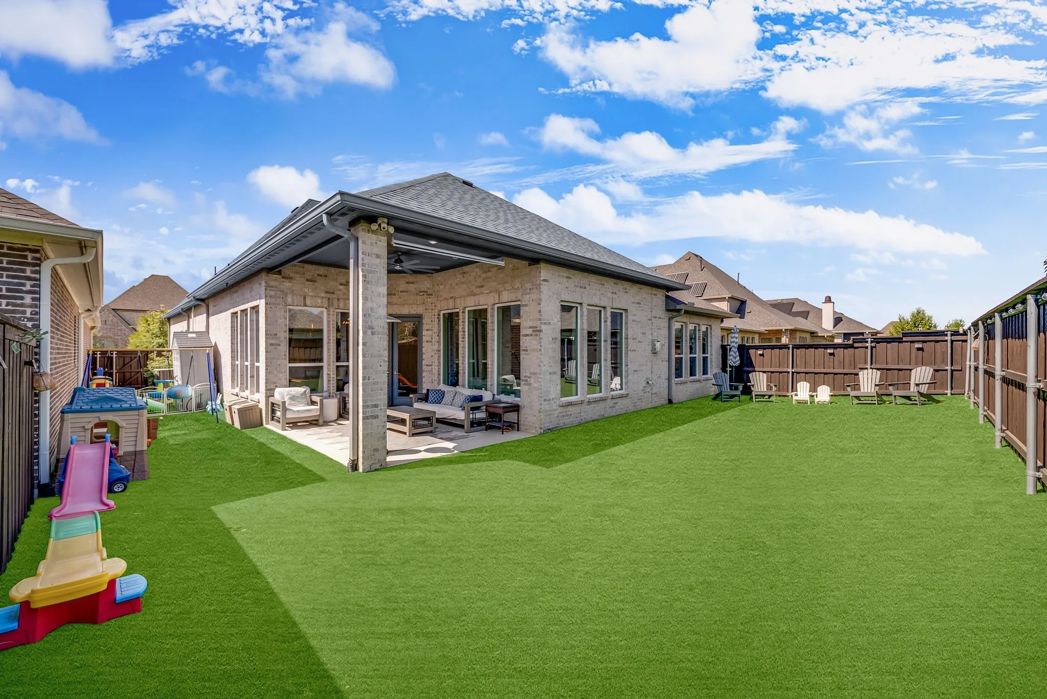 Single Family Residence For Sale in Denton County , 2825 Braemar, The Colony, Texas 75056, 4 Bedroom, 4 Bathroom, 2 Garage spaces, 3,286 Sqft, built in 2021, mls#21364325, Real Estate Agent in The Colony, Homes For Sale in Denton county, Homes For Sale in The Colony, Realtor in The Colony Texas, Real Estate Brokerage Independent Realty Texas, Luminita Cordes Realtor