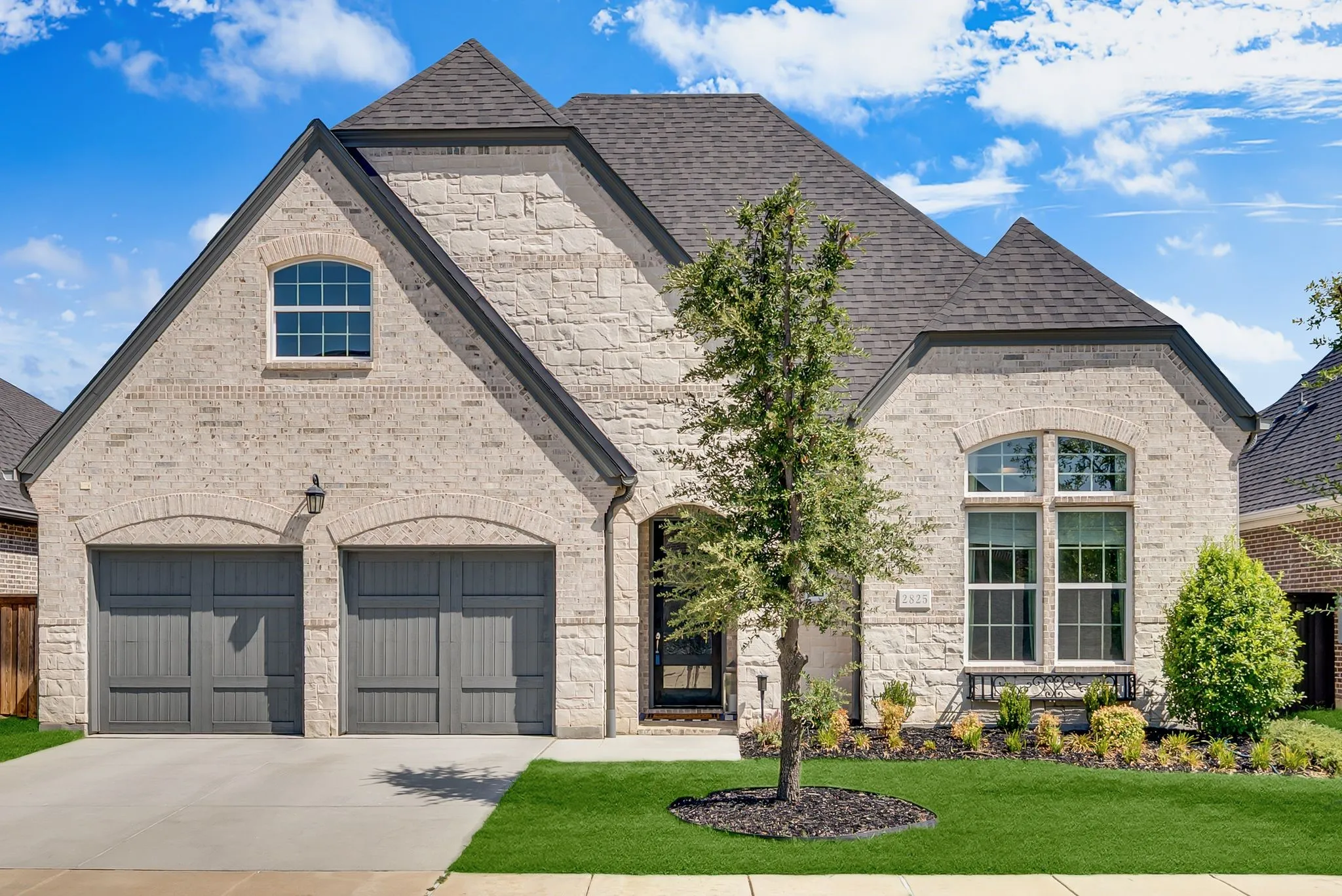 Single Family Residence For Sale in Denton County , 2825 Braemar, The Colony, Texas 75056, 4 Bedroom, 4 Bathroom, 2 Garage spaces, 3,286 Sqft, built in 2021, mls#21364325, Real Estate Agent in The Colony, Homes For Sale in Denton county, Homes For Sale in The Colony, Realtor in The Colony Texas, Real Estate Brokerage Independent Realty Texas, Luminita Cordes Realtor