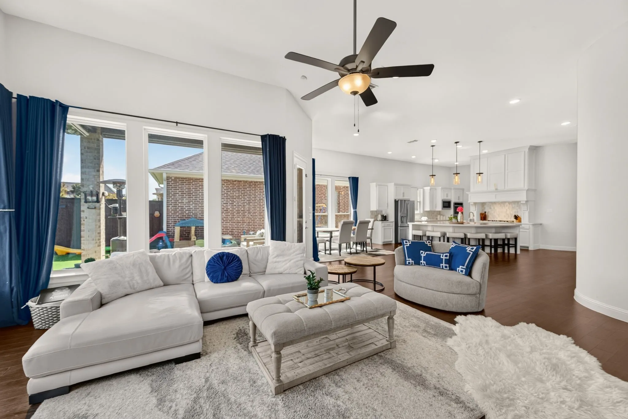 Single Family Residence For Sale in Denton County , 2825 Braemar, The Colony, Texas 75056, 4 Bedroom, 4 Bathroom, 2 Garage spaces, 3,286 Sqft, built in 2021, mls#21364325, Real Estate Agent in The Colony, Homes For Sale in Denton county, Homes For Sale in The Colony, Realtor in The Colony Texas, Real Estate Brokerage Independent Realty Texas, Luminita Cordes Realtor