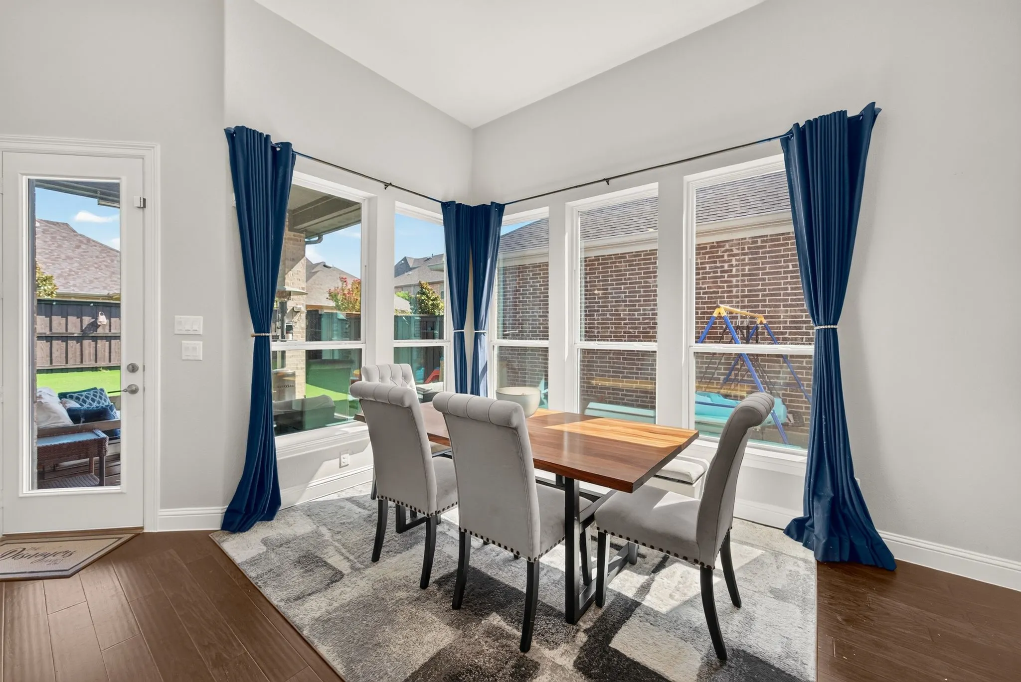 Single Family Residence For Sale in Denton County , 2825 Braemar, The Colony, Texas 75056, 4 Bedroom, 4 Bathroom, 2 Garage spaces, 3,286 Sqft, built in 2021, mls#21364325, Real Estate Agent in The Colony, Homes For Sale in Denton county, Homes For Sale in The Colony, Realtor in The Colony Texas, Real Estate Brokerage Independent Realty Texas, Luminita Cordes Realtor