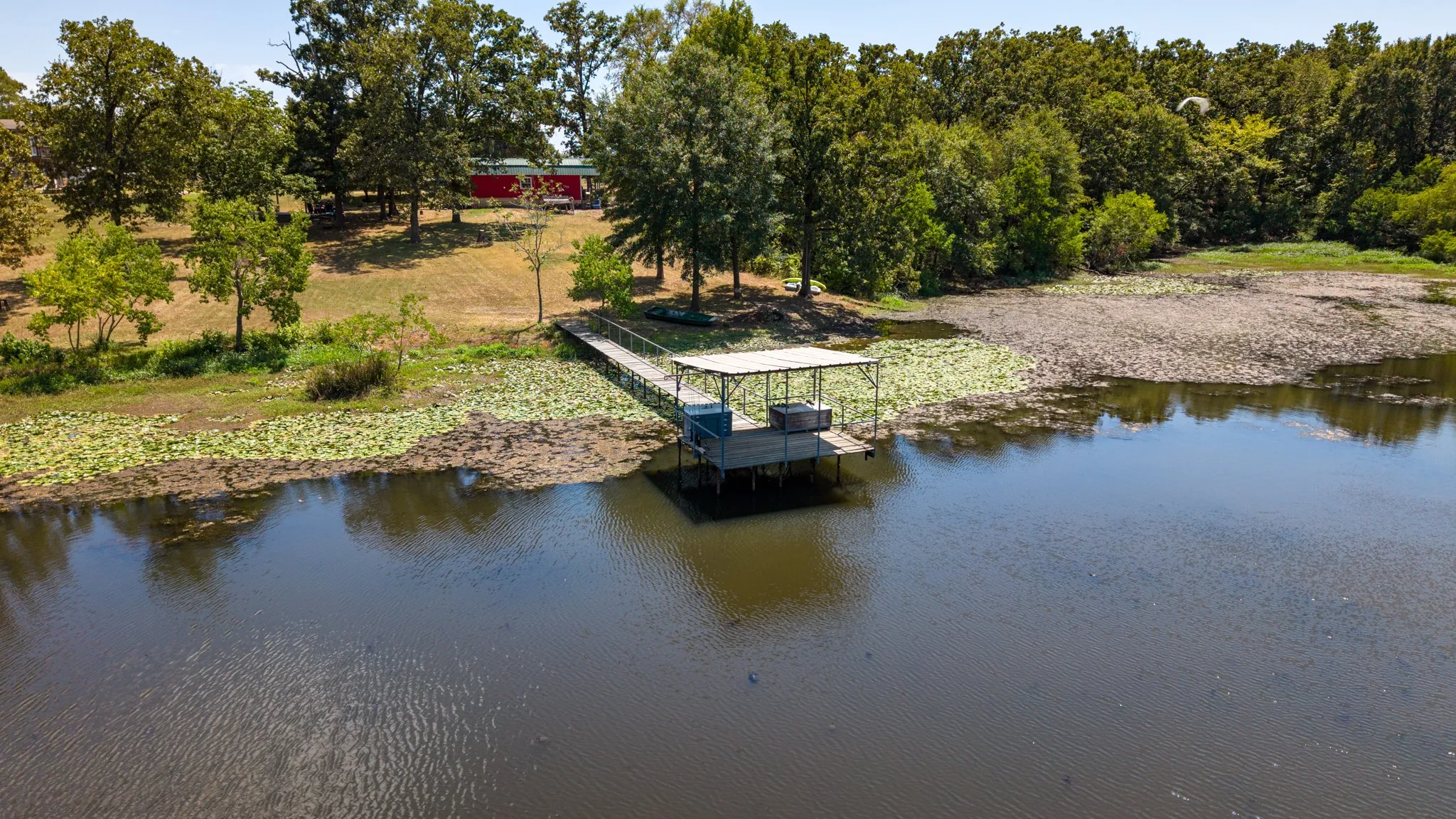 Single Family Residence For Sale in Van Zandt County , 8266 Fm 17, Grand Saline, Texas 75140, 2 Bedroom, 2 Bathroom, Garage spaces, 2,128 Sqft, built in 1984, mls#21366725, Real Estate Agent in Grand Saline, Homes For Sale in Van Zandt county, Homes For Sale in Grand Saline, Realtor in Grand Saline Texas, Real Estate Brokerage Independent Realty Texas, Luminita Cordes Realtor