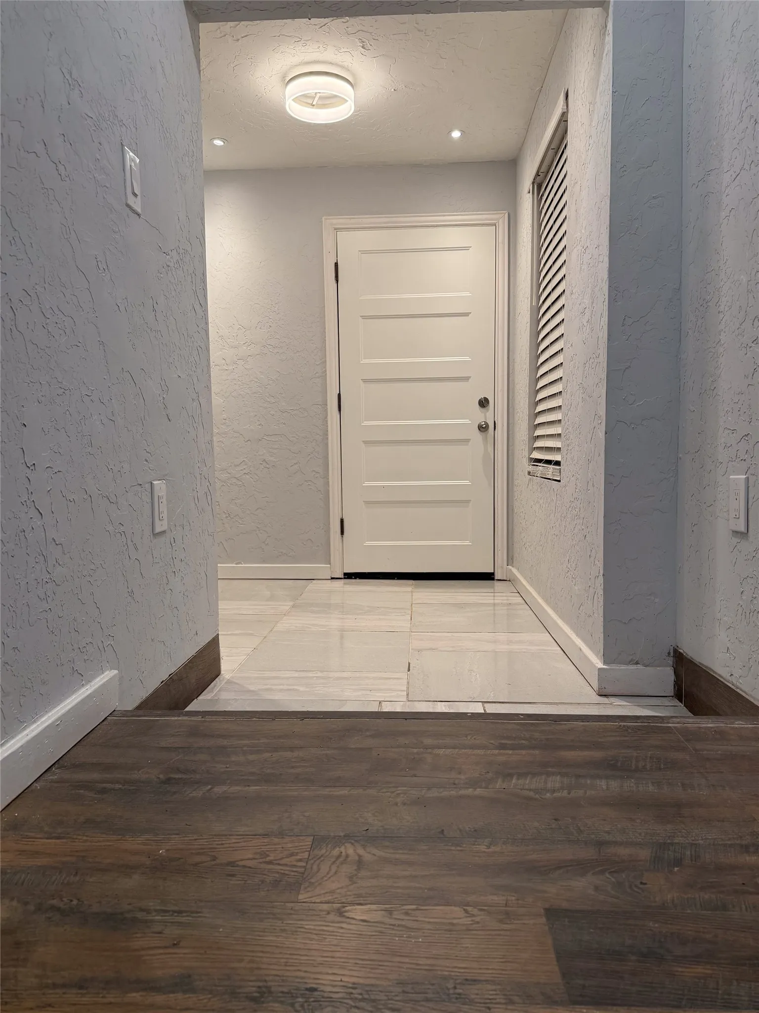 Single Family Residence For Sale in Smith County , 2708 Mcdonald Road, Tyler, Texas 75701, 3 Bedroom, 2 Bathroom, 2 Garage spaces, 1,591 Sqft, built in 1959, mls#21366066, Real Estate Agent in Tyler, Homes For Sale in Smith county, Homes For Sale in Tyler, Realtor in Tyler Texas, Real Estate Brokerage Independent Realty Texas, Luminita Cordes Realtor