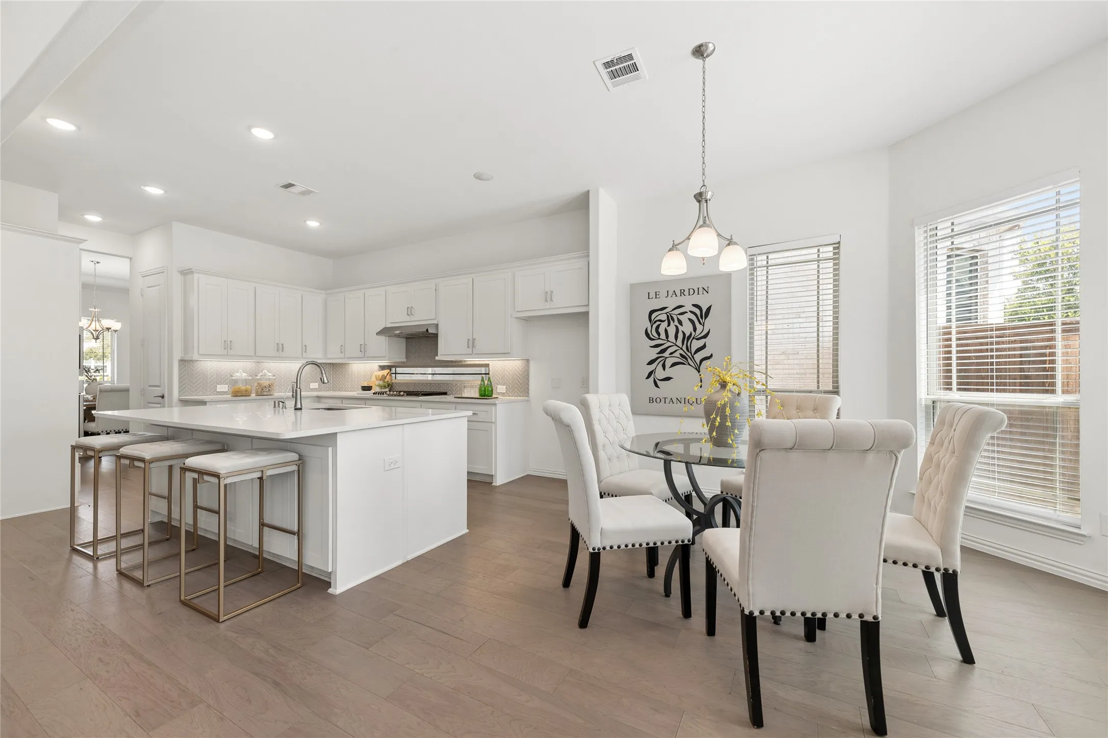 Single Family Residence For Sale in Collin County , 2821 Adon Springs Lane, Celina, Texas 75009, 4 Bedroom, 5 Bathroom, 2 Garage spaces, 4,064 Sqft, built in 2021, mls#21363740, Real Estate Agent in Celina, Homes For Sale in Collin county, Homes For Sale in Celina, Realtor in Celina Texas, Real Estate Brokerage Independent Realty Texas, Luminita Cordes Realtor