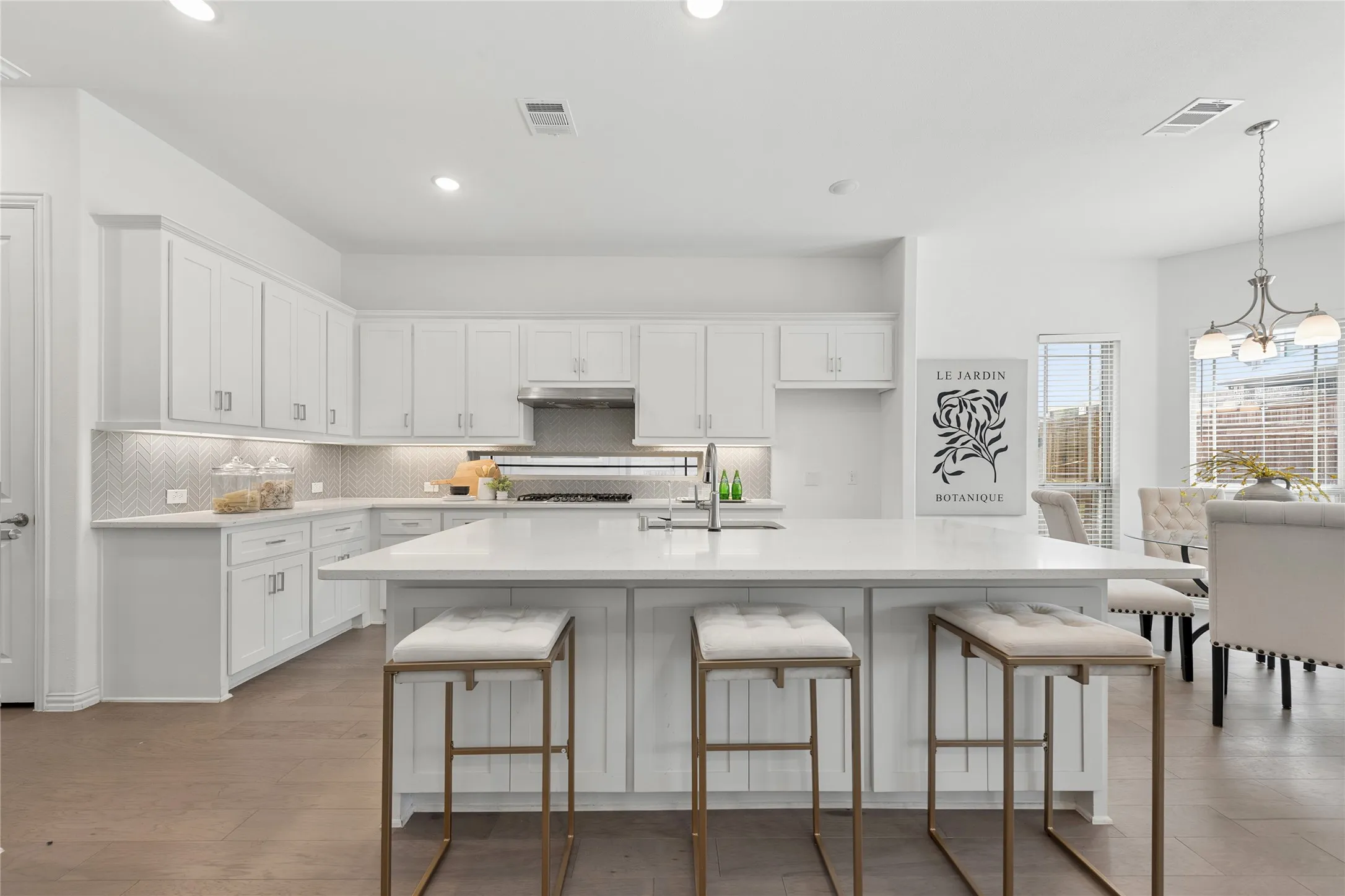 Single Family Residence For Sale in Collin County , 2821 Adon Springs Lane, Celina, Texas 75009, 4 Bedroom, 5 Bathroom, 2 Garage spaces, 4,064 Sqft, built in 2021, mls#21363740, Real Estate Agent in Celina, Homes For Sale in Collin county, Homes For Sale in Celina, Realtor in Celina Texas, Real Estate Brokerage Independent Realty Texas, Luminita Cordes Realtor