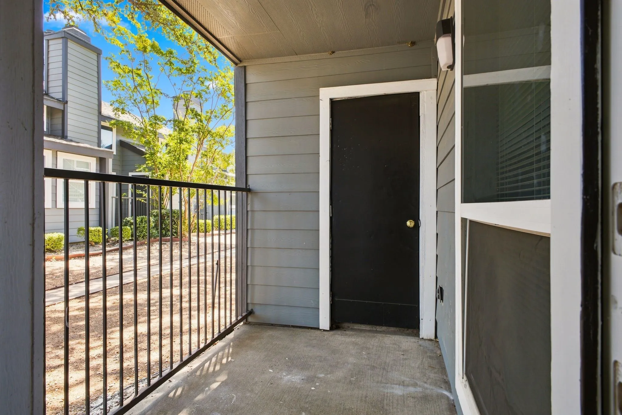 Condominium For Rent in Dallas County , 9696 Walnut Street 1902, Dallas, Texas 75243, 1 Bedroom, 1 Bathroom, Garage spaces, 730 Sqft, built in 1981, mls#21366979, Real Estate Agent in Dallas, Homes For Rent in Dallas county, Homes For Rent in Dallas, Realtor in Dallas Texas, Real Estate Brokerage Independent Realty Texas, Luminita Cordes Realtor
