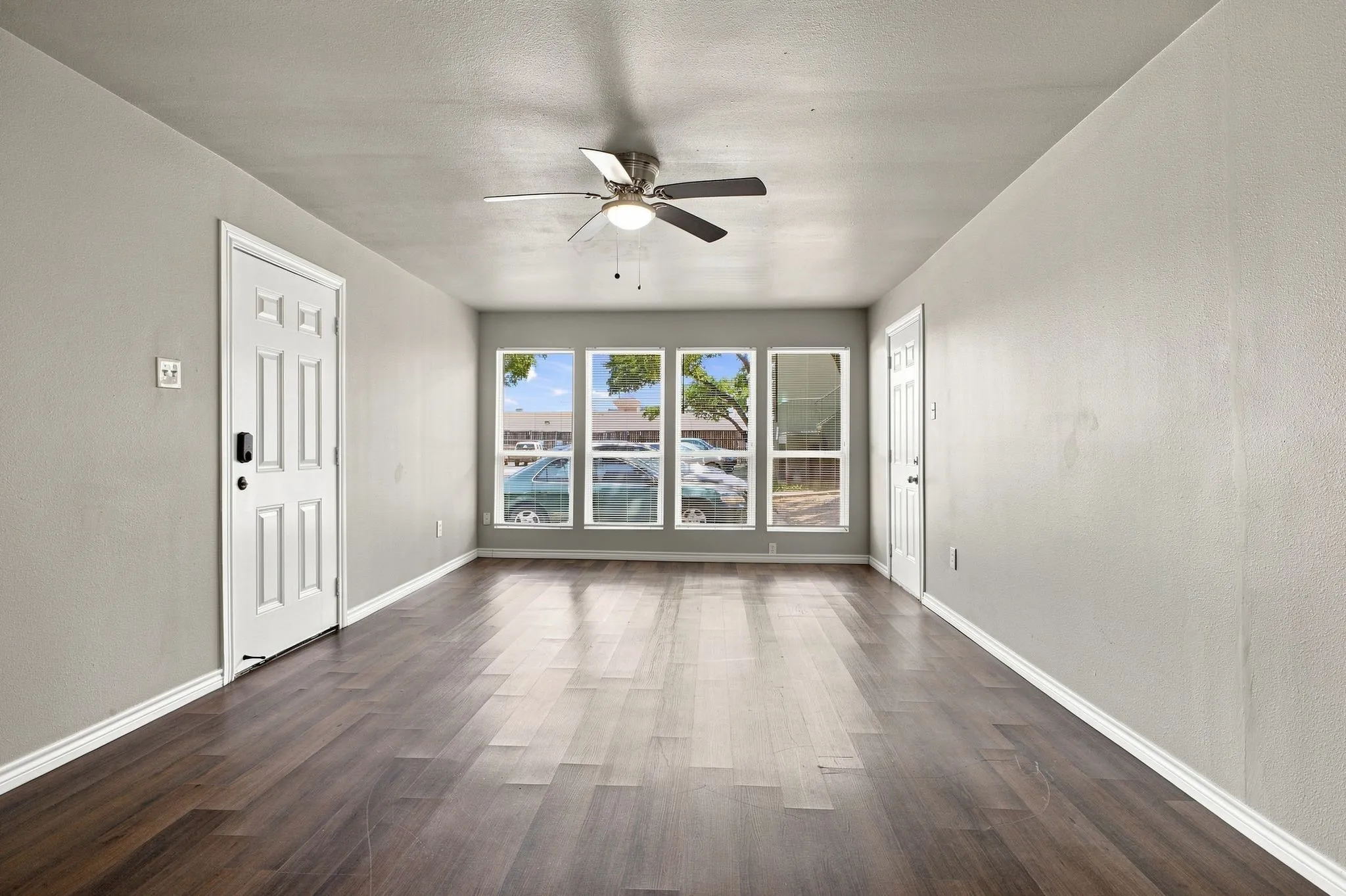 Condominium For Rent in Dallas County , 9696 Walnut Street 1902, Dallas, Texas 75243, 1 Bedroom, 1 Bathroom, Garage spaces, 730 Sqft, built in 1981, mls#21366979, Real Estate Agent in Dallas, Homes For Rent in Dallas county, Homes For Rent in Dallas, Realtor in Dallas Texas, Real Estate Brokerage Independent Realty Texas, Luminita Cordes Realtor