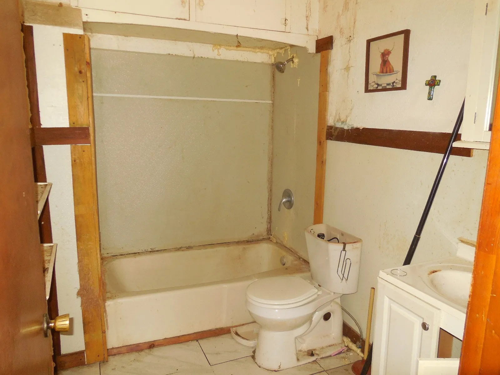 Single Family Residence For Sale in Eastland County , 502 Travis Street, Ranger, Texas 76470, 2 Bedroom, 1 Bathroom, 2 Garage spaces, 1,140 Sqft, built in 1938, Price $75,000, mls#21367035, Real Estate Agent in Ranger, Homes For Sale in Eastland county, Homes For Sale in Ranger, Realtor in Ranger Texas, Real Estate Brokerage Independent Realty Texas, Luminita Cordes Realtor