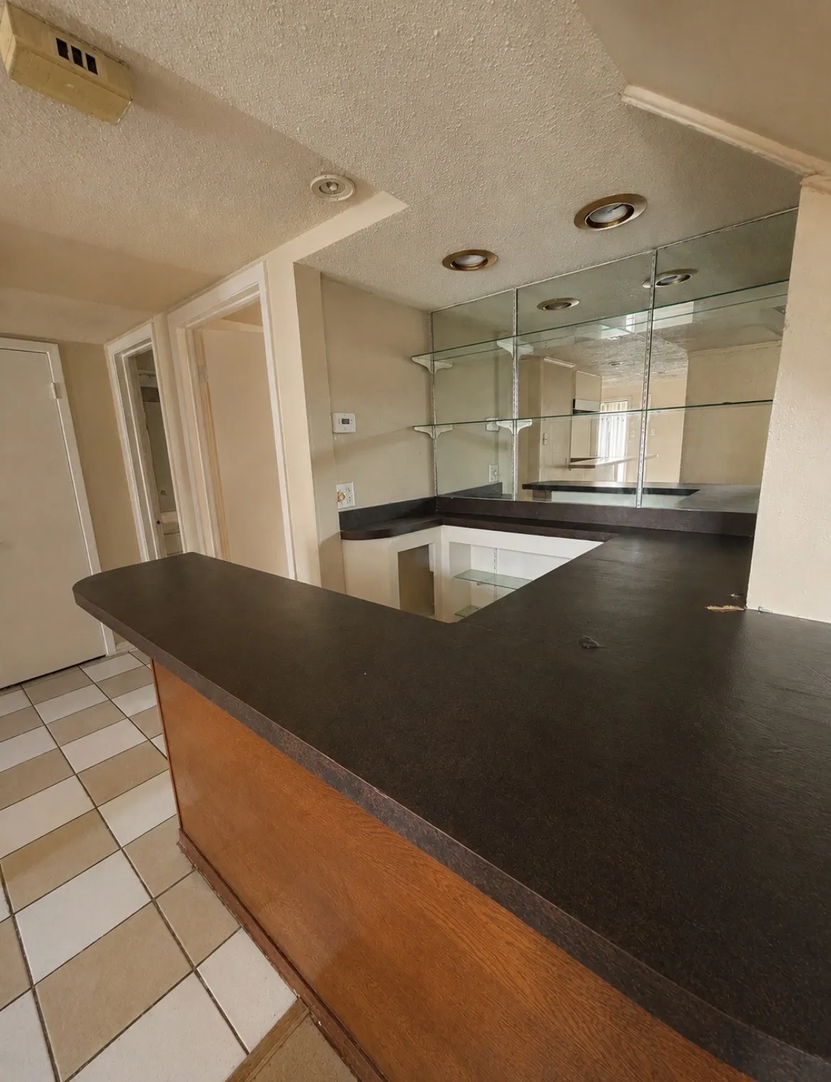 Wet bar
