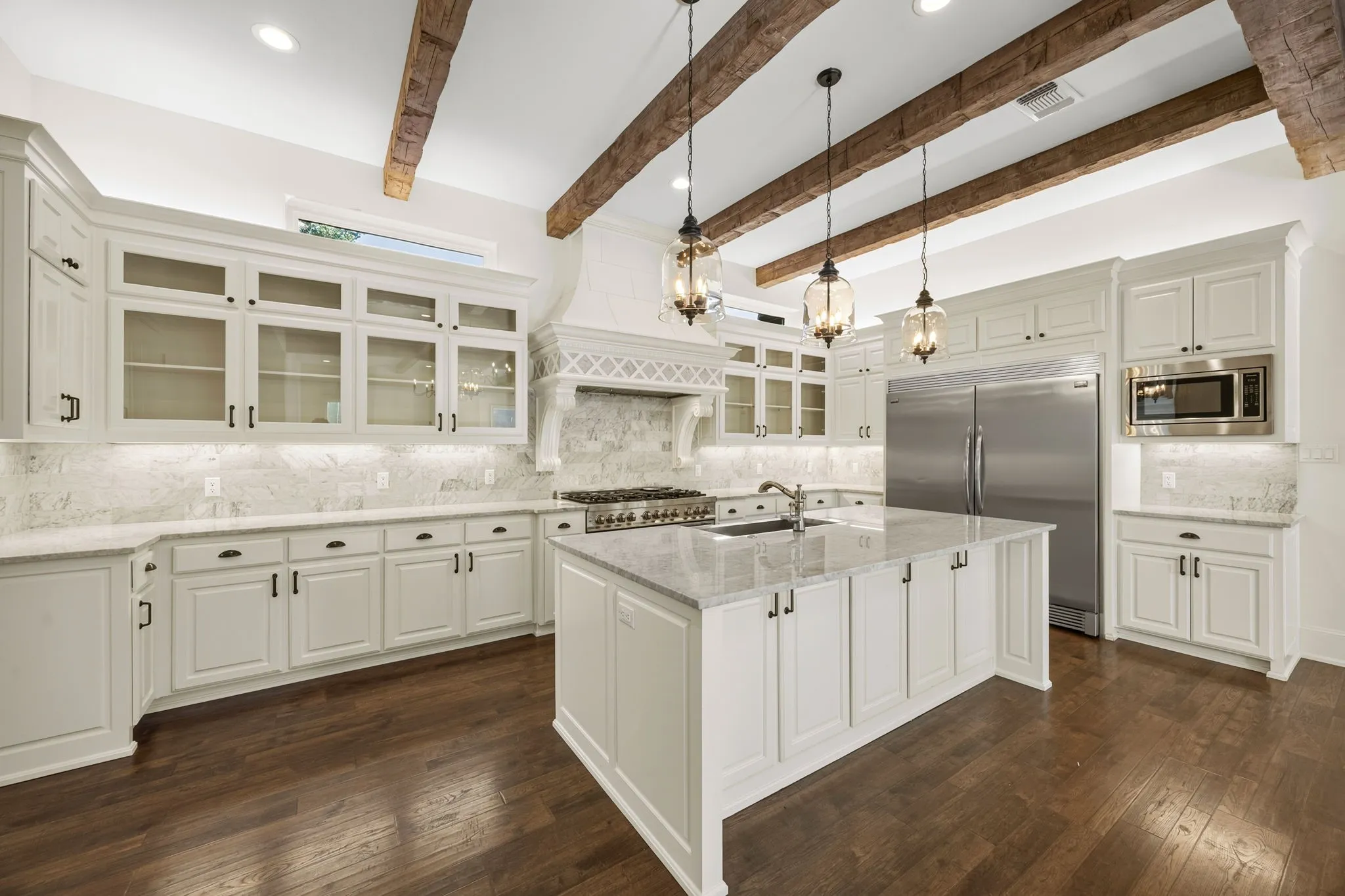 Single Family Residence For Sale in Tarrant County , 5616 Pershing Avenue, Fort Worth, Texas 76107, 4 Bedroom, 4 Bathroom, 2 Garage spaces, 3,694 Sqft, built in 2019, mls#21367040, Real Estate Agent in Fort Worth, Homes For Sale in Tarrant county, Homes For Sale in Fort Worth, Realtor in Fort Worth Texas, Real Estate Brokerage Independent Realty Texas, Luminita Cordes Realtor