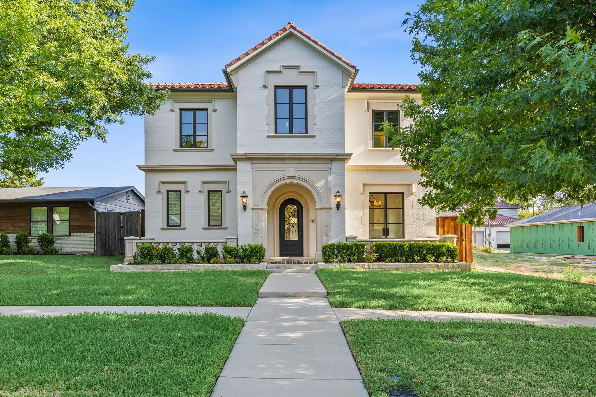 Single Family Residence For Sale in Tarrant County , 5616 Pershing Avenue, Fort Worth, Texas 76107, 4 Bedroom, 4 Bathroom, 2 Garage spaces, 3,694 Sqft, built in 2019, mls#21367040, Real Estate Agent in Fort Worth, Homes For Sale in Tarrant county, Homes For Sale in Fort Worth, Realtor in Fort Worth Texas, Real Estate Brokerage Independent Realty Texas, Luminita Cordes Realtor