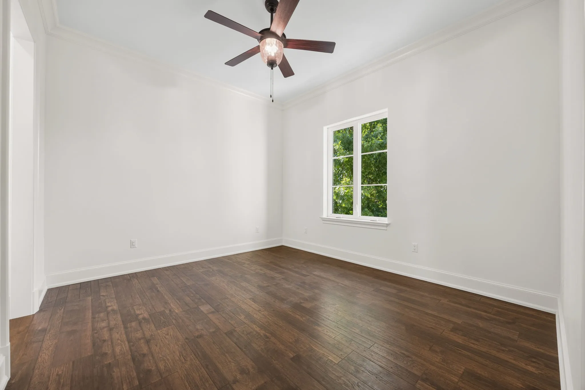 Single Family Residence For Sale in Tarrant County , 5616 Pershing Avenue, Fort Worth, Texas 76107, 4 Bedroom, 4 Bathroom, 2 Garage spaces, 3,694 Sqft, built in 2019, mls#21367040, Real Estate Agent in Fort Worth, Homes For Sale in Tarrant county, Homes For Sale in Fort Worth, Realtor in Fort Worth Texas, Real Estate Brokerage Independent Realty Texas, Luminita Cordes Realtor