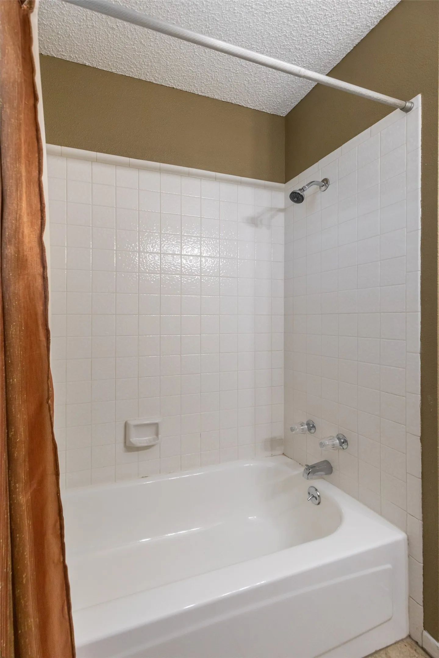 Single Family Residence For Sale in Taylor County , 801 Parsons Road, Abilene, Texas 79602, 2 Bedroom, 2 Bathroom, 2 Garage spaces, 1,400 Sqft, built in 1987, mls#21367027, Real Estate Agent in Abilene, Homes For Sale in Taylor county, Homes For Sale in Abilene, Realtor in Abilene Texas, Real Estate Brokerage Independent Realty Texas, Luminita Cordes Realtor