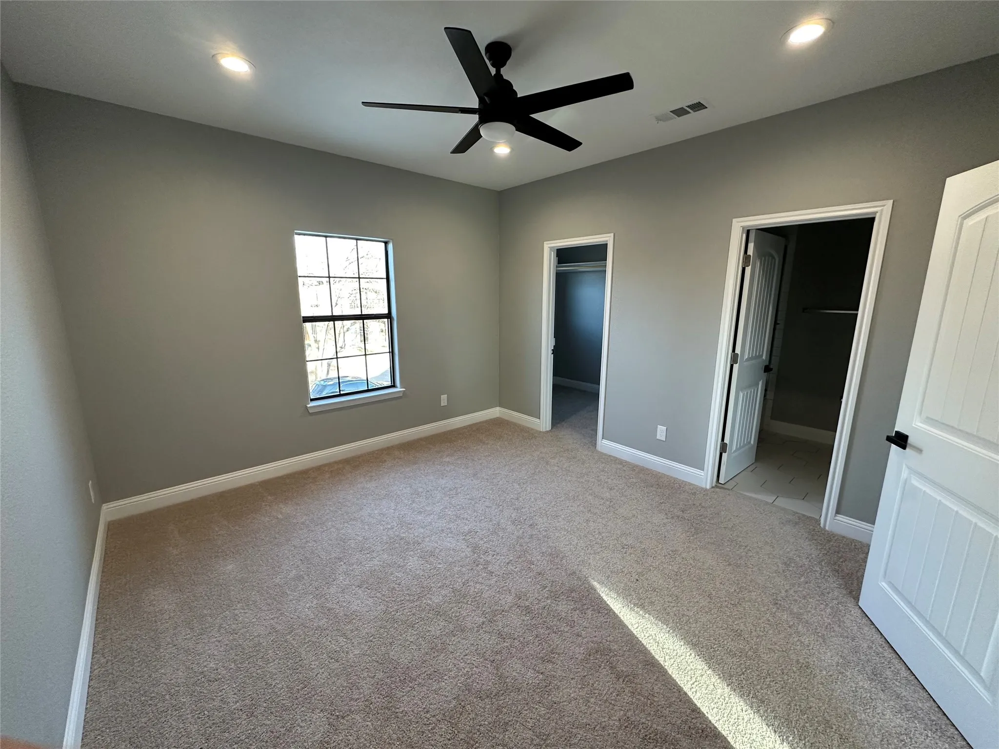Duplex For Rent in Dallas County , 417 S Glasgow Drive, Dallas, Texas 75223, 3 Bedroom, 4 Bathroom, 2 Garage spaces, 2,381 Sqft, built in 2022, mls#21367037, Real Estate Agent in Dallas, Homes For Rent in Dallas county, Homes For Rent in Dallas, Realtor in Dallas Texas, Real Estate Brokerage Independent Realty Texas, Luminita Cordes Realtor