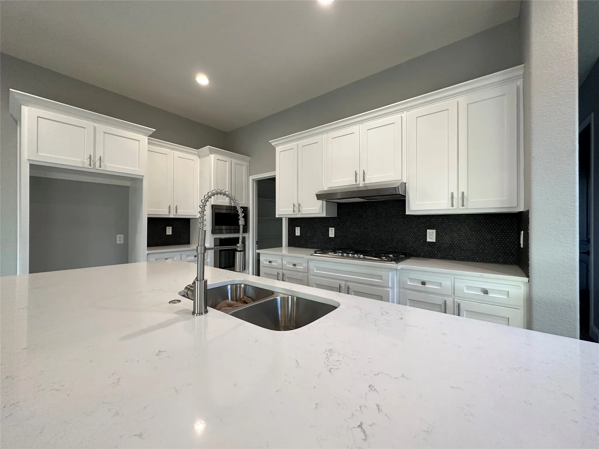 Duplex For Rent in Dallas County , 417 S Glasgow Drive, Dallas, Texas 75223, 3 Bedroom, 4 Bathroom, 2 Garage spaces, 2,381 Sqft, built in 2022, mls#21367037, Real Estate Agent in Dallas, Homes For Rent in Dallas county, Homes For Rent in Dallas, Realtor in Dallas Texas, Real Estate Brokerage Independent Realty Texas, Luminita Cordes Realtor