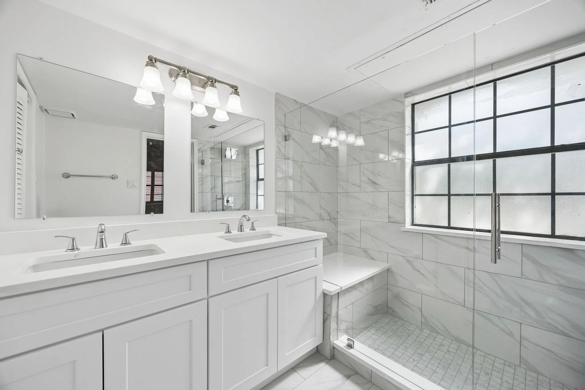 Condominium For Rent in Dallas County , 3401 Binkley Avenue C, University Park, Texas 75205, 1 Bedroom, 2 Bathroom, 1 Garage spaces, 974 Sqft, built in 1985, mls#21367012, Real Estate Agent in University Park, Homes For Rent in Dallas county, Homes For Rent in University Park, Realtor in University Park Texas, Real Estate Brokerage Independent Realty Texas, Luminita Cordes Realtor