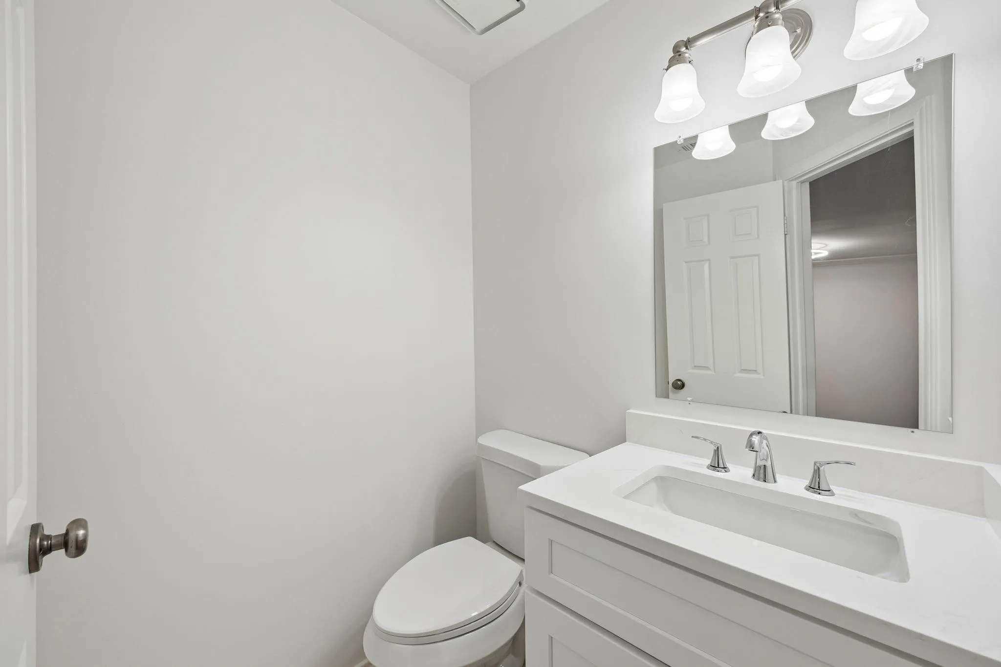 Condominium For Rent in Dallas County , 3401 Binkley Avenue C, University Park, Texas 75205, 1 Bedroom, 2 Bathroom, 1 Garage spaces, 974 Sqft, built in 1985, mls#21367012, Real Estate Agent in University Park, Homes For Rent in Dallas county, Homes For Rent in University Park, Realtor in University Park Texas, Real Estate Brokerage Independent Realty Texas, Luminita Cordes Realtor
