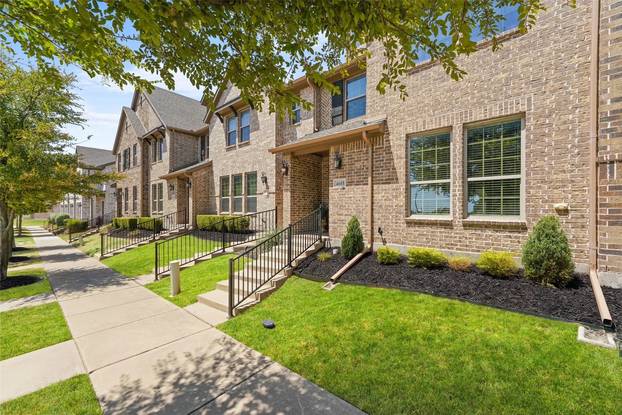 4608 Piedras Lanzar