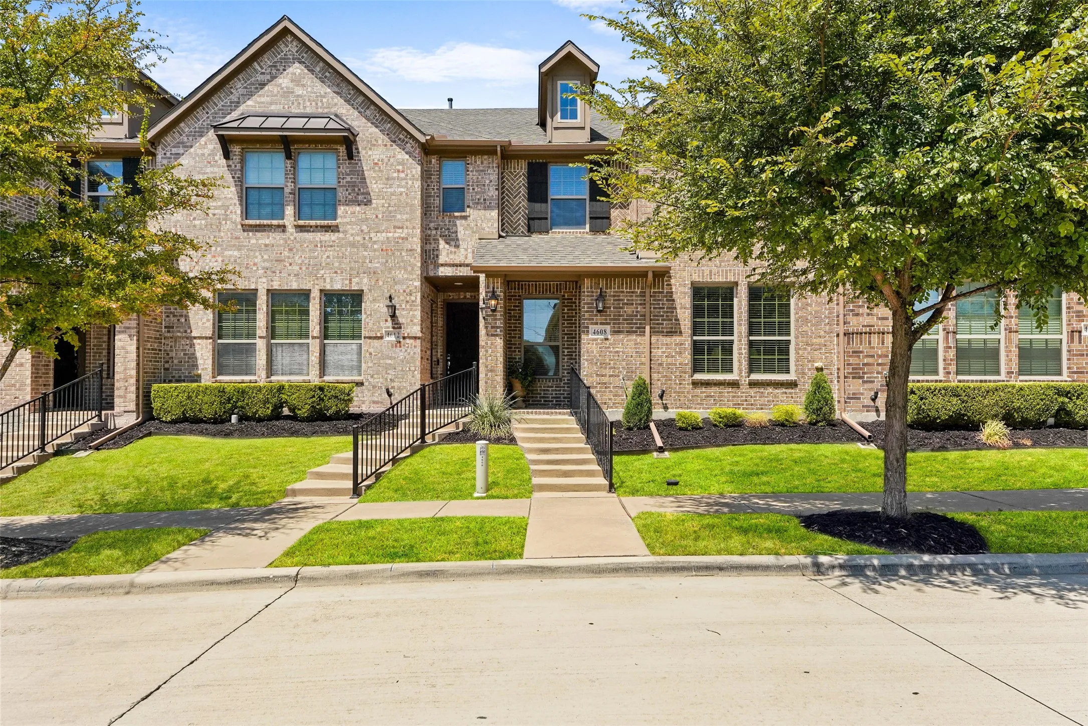 Townhouse For Rent in Collin County , 4608 Piedras Lanzar Drive, Mc Kinney, Texas 75070, 2 Bedroom, 3 Bathroom, 2 Garage spaces, 1,521 Sqft, built in 2018, mls#21361869, Real Estate Agent in Mc Kinney, Homes For Rent in Collin county, Homes For Rent in Mc Kinney, Realtor in Mc Kinney Texas, Real Estate Brokerage Independent Realty Texas, Luminita Cordes Realtor