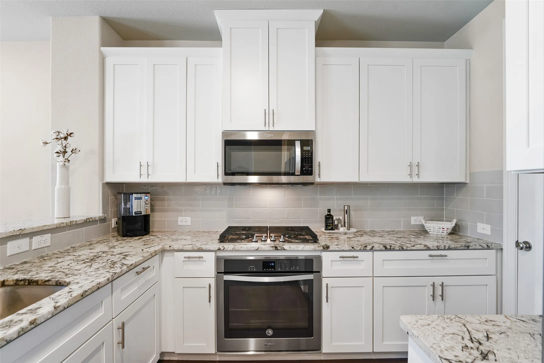 Townhouse For Rent in Collin County , 4608 Piedras Lanzar Drive, Mc Kinney, Texas 75070, 2 Bedroom, 3 Bathroom, 2 Garage spaces, 1,521 Sqft, built in 2018, mls#21361869, Real Estate Agent in Mc Kinney, Homes For Rent in Collin county, Homes For Rent in Mc Kinney, Realtor in Mc Kinney Texas, Real Estate Brokerage Independent Realty Texas, Luminita Cordes Realtor