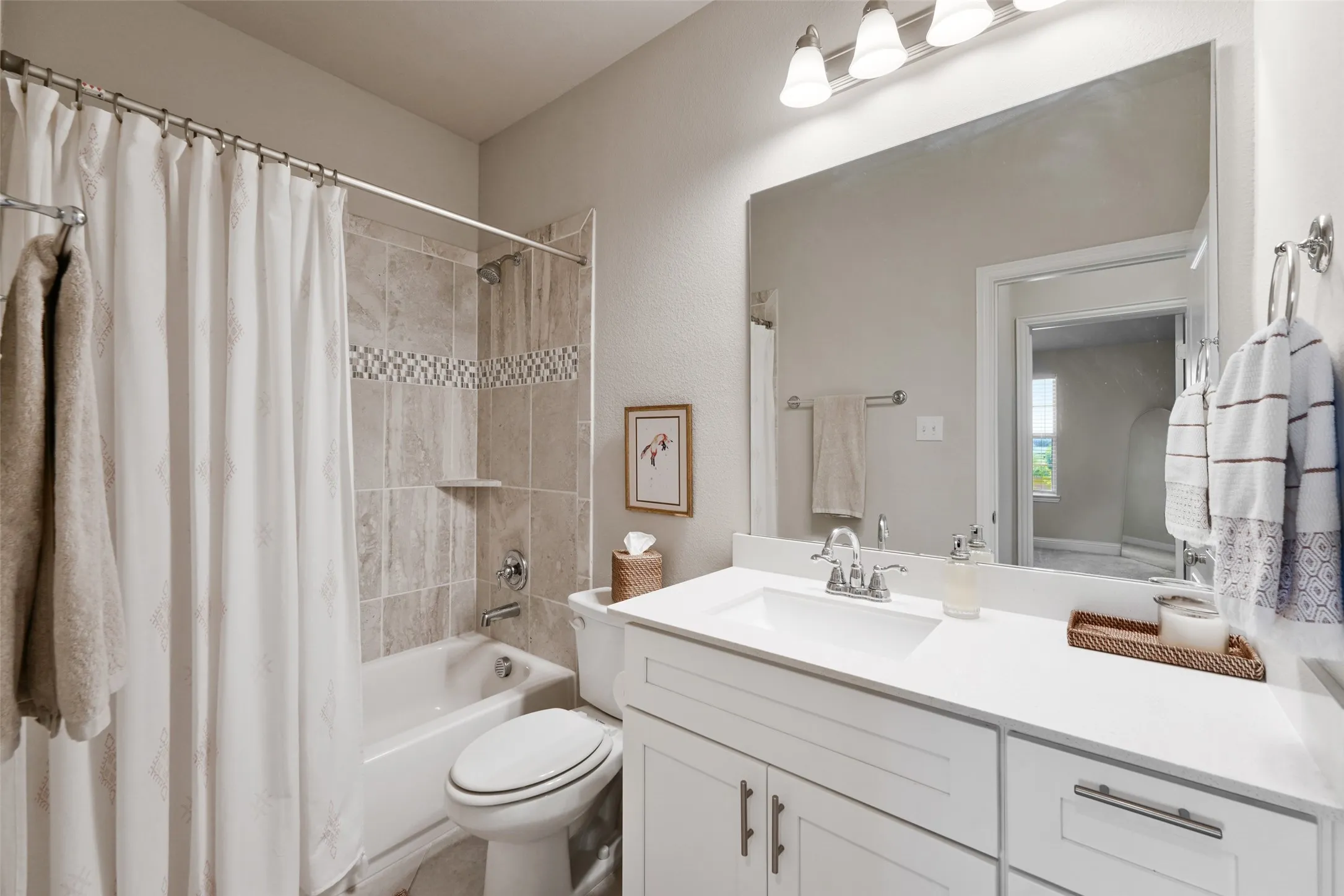 2nd Floor Full Bath