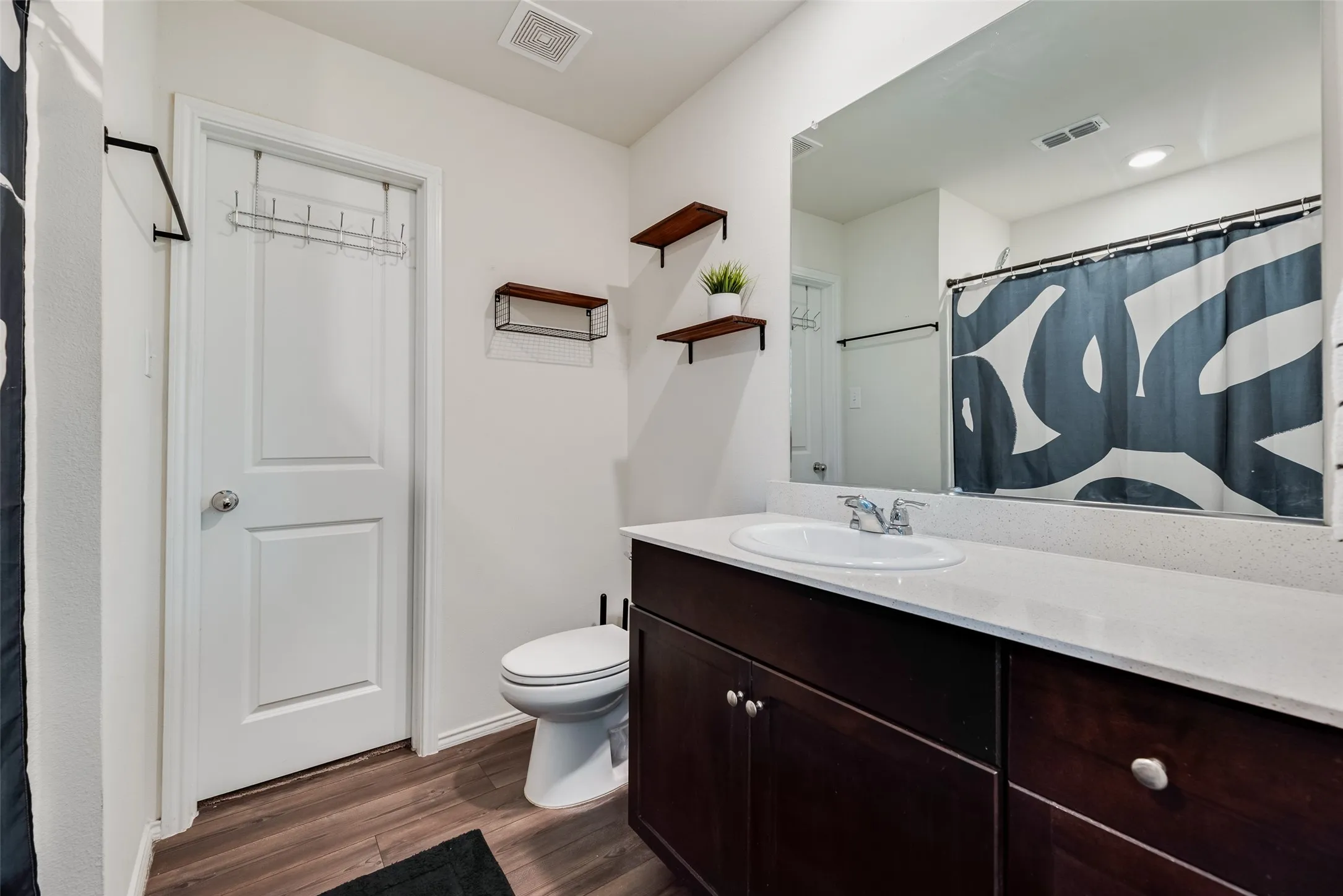 Single Family Residence For Sale in Kaufman County , 1204 Fairford Road, Crandall, Texas 75114, 3 Bedroom, 2 Bathroom, 2 Garage spaces, 1,260 Sqft, built in 2021, mls#21361178, Real Estate Agent in Crandall, Homes For Sale in Kaufman county, Homes For Sale in Crandall, Realtor in Crandall Texas, Real Estate Brokerage Independent Realty Texas, Luminita Cordes Realtor