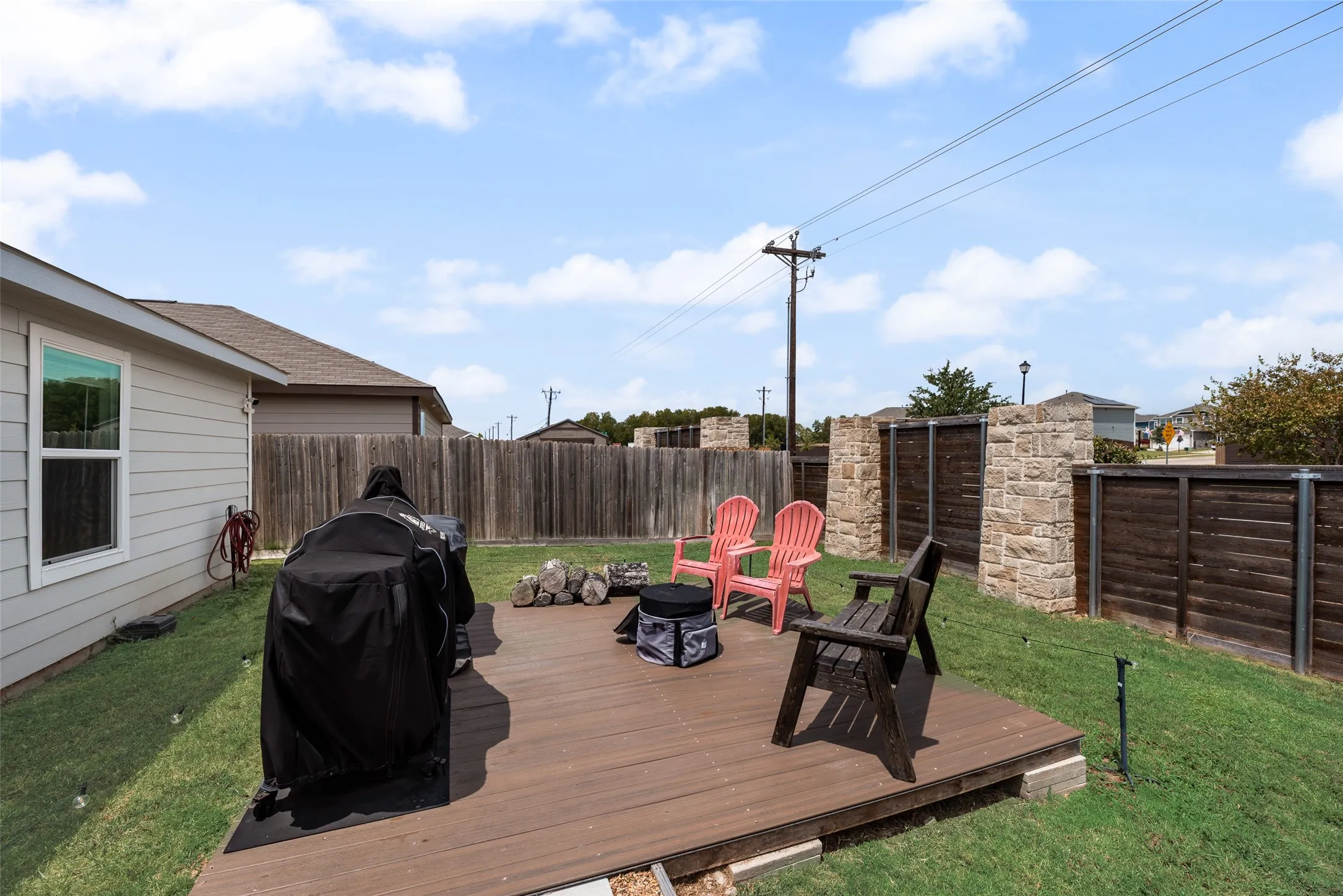 Single Family Residence For Sale in Kaufman County , 1204 Fairford Road, Crandall, Texas 75114, 3 Bedroom, 2 Bathroom, 2 Garage spaces, 1,260 Sqft, built in 2021, mls#21361178, Real Estate Agent in Crandall, Homes For Sale in Kaufman county, Homes For Sale in Crandall, Realtor in Crandall Texas, Real Estate Brokerage Independent Realty Texas, Luminita Cordes Realtor