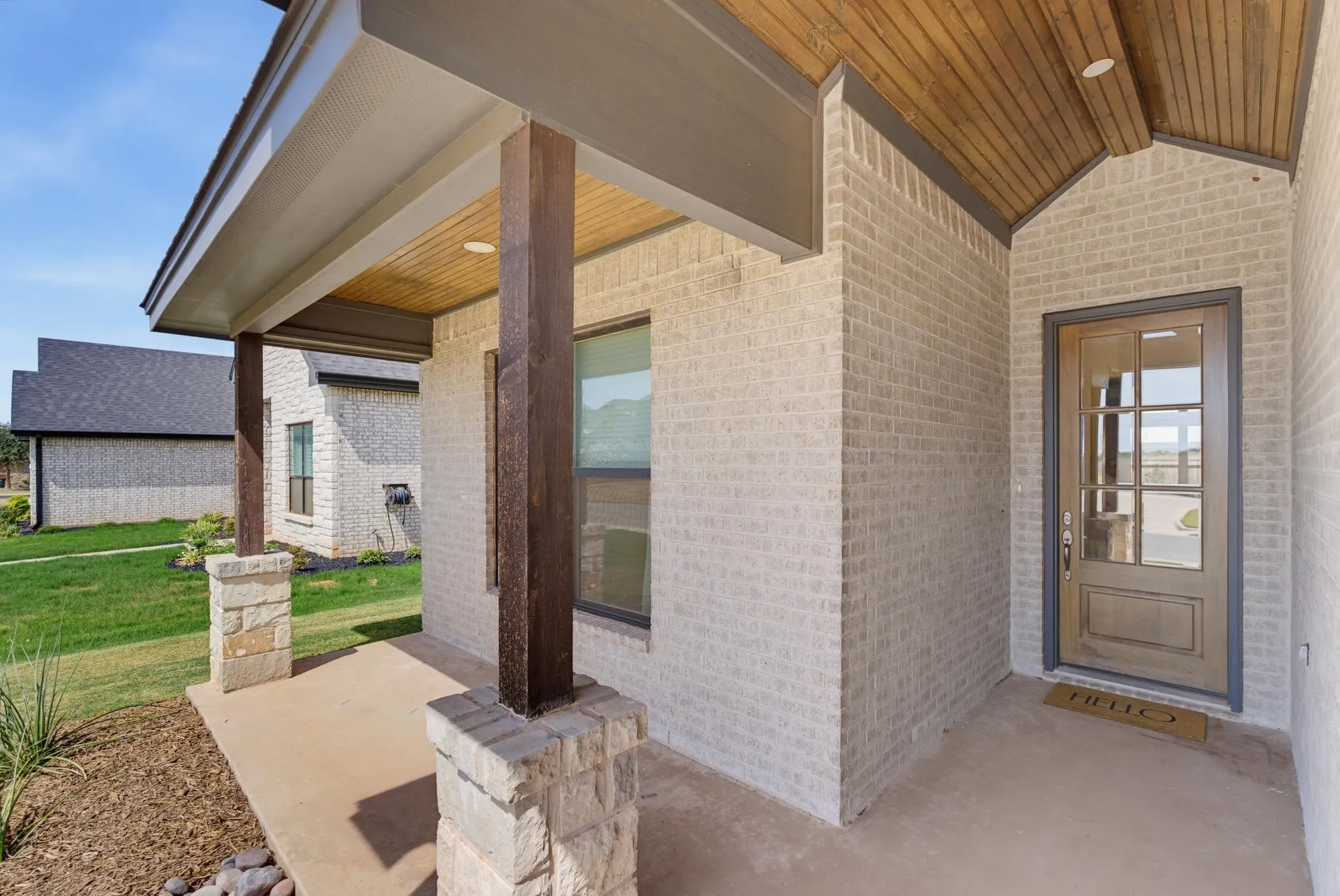 Single Family Residence For Sale in Taylor County , 6717 Potter-Bacon Trail, Abilene, Texas 79606, 4 Bedroom, 3 Bathroom, 2 Garage spaces, 2,588 Sqft, built in 2022, mls#21367010, Real Estate Agent in Abilene, Homes For Sale in Taylor county, Homes For Sale in Abilene, Realtor in Abilene Texas, Real Estate Brokerage Independent Realty Texas, Luminita Cordes Realtor