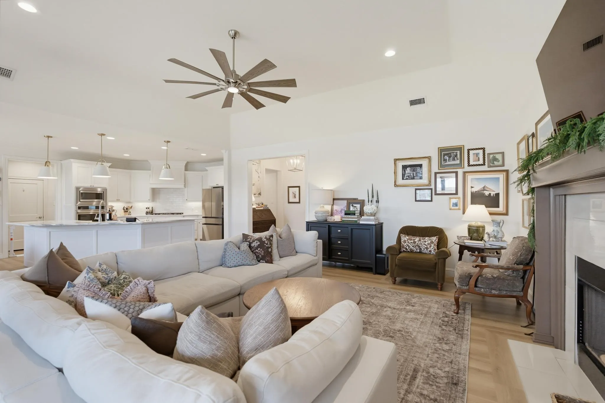 Single Family Residence For Sale in Taylor County , 6717 Potter-Bacon Trail, Abilene, Texas 79606, 4 Bedroom, 3 Bathroom, 2 Garage spaces, 2,588 Sqft, built in 2022, mls#21367010, Real Estate Agent in Abilene, Homes For Sale in Taylor county, Homes For Sale in Abilene, Realtor in Abilene Texas, Real Estate Brokerage Independent Realty Texas, Luminita Cordes Realtor