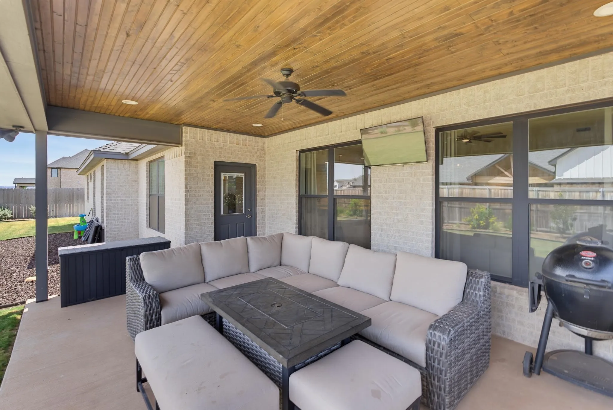 Single Family Residence For Sale in Taylor County , 6717 Potter-Bacon Trail, Abilene, Texas 79606, 4 Bedroom, 3 Bathroom, 2 Garage spaces, 2,588 Sqft, built in 2022, mls#21367010, Real Estate Agent in Abilene, Homes For Sale in Taylor county, Homes For Sale in Abilene, Realtor in Abilene Texas, Real Estate Brokerage Independent Realty Texas, Luminita Cordes Realtor