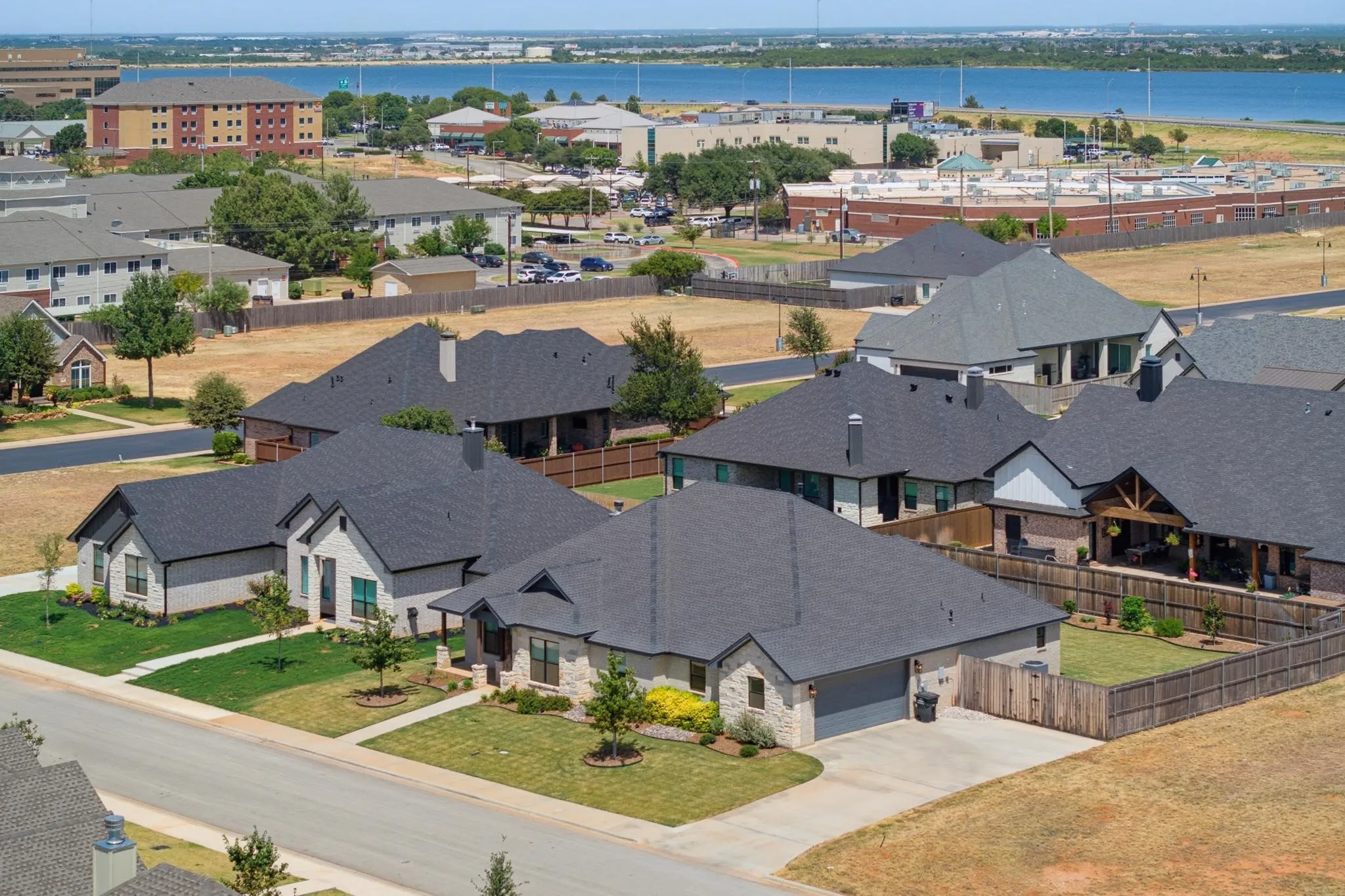 Single Family Residence For Sale in Taylor County , 6717 Potter-Bacon Trail, Abilene, Texas 79606, 4 Bedroom, 3 Bathroom, 2 Garage spaces, 2,588 Sqft, built in 2022, mls#21367010, Real Estate Agent in Abilene, Homes For Sale in Taylor county, Homes For Sale in Abilene, Realtor in Abilene Texas, Real Estate Brokerage Independent Realty Texas, Luminita Cordes Realtor