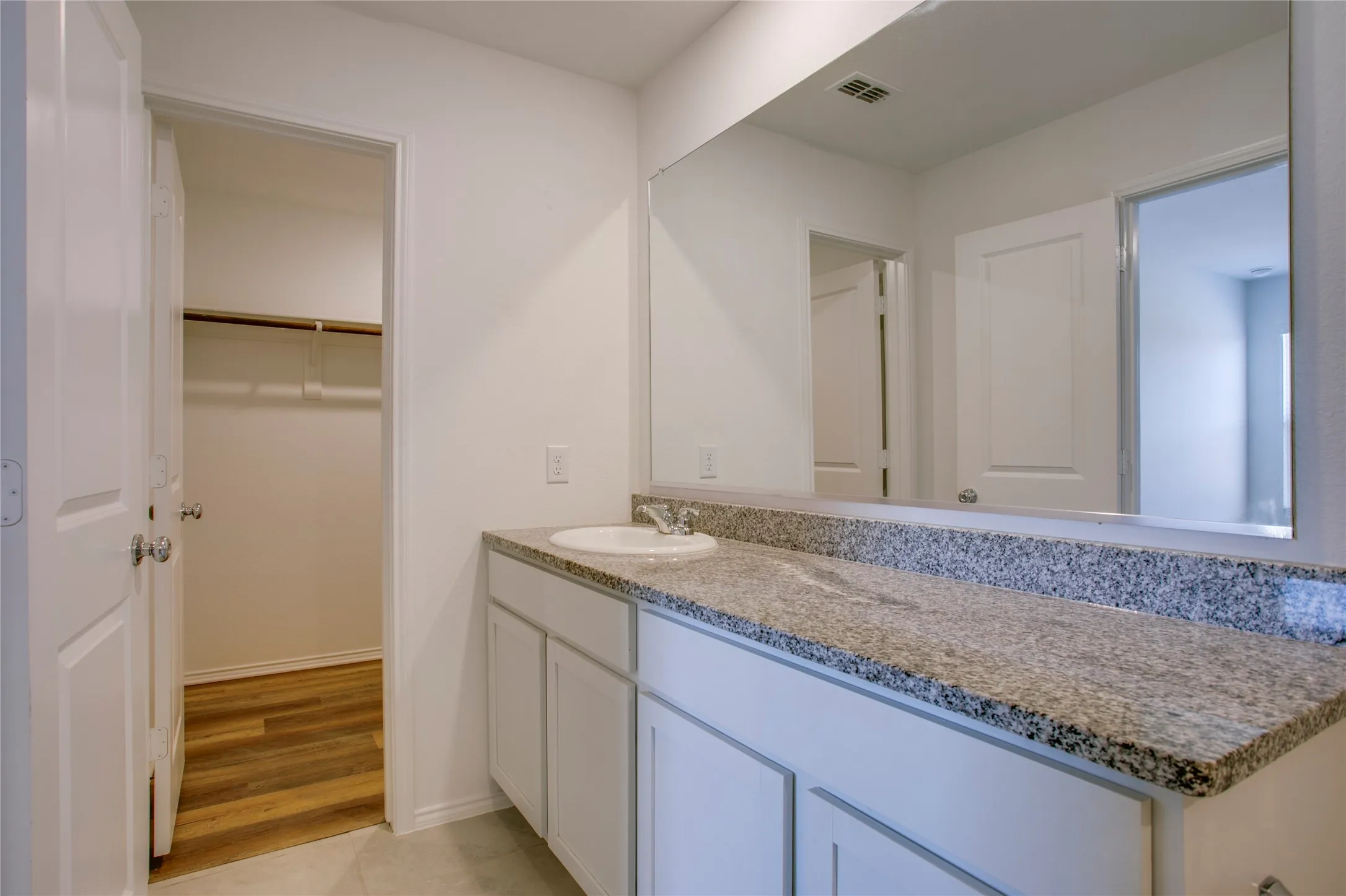 Single Family Residence For Rent in Collin County , 7912 Churchill Street, Mc Kinney, Texas 75071, 3 Bedroom, 2 Bathroom, 2 Garage spaces, 1,260 Sqft, built in 2023, mls#21367005, Real Estate Agent in Mc Kinney, Homes For Rent in Collin county, Homes For Rent in Mc Kinney, Realtor in Mc Kinney Texas, Real Estate Brokerage Independent Realty Texas, Luminita Cordes Realtor