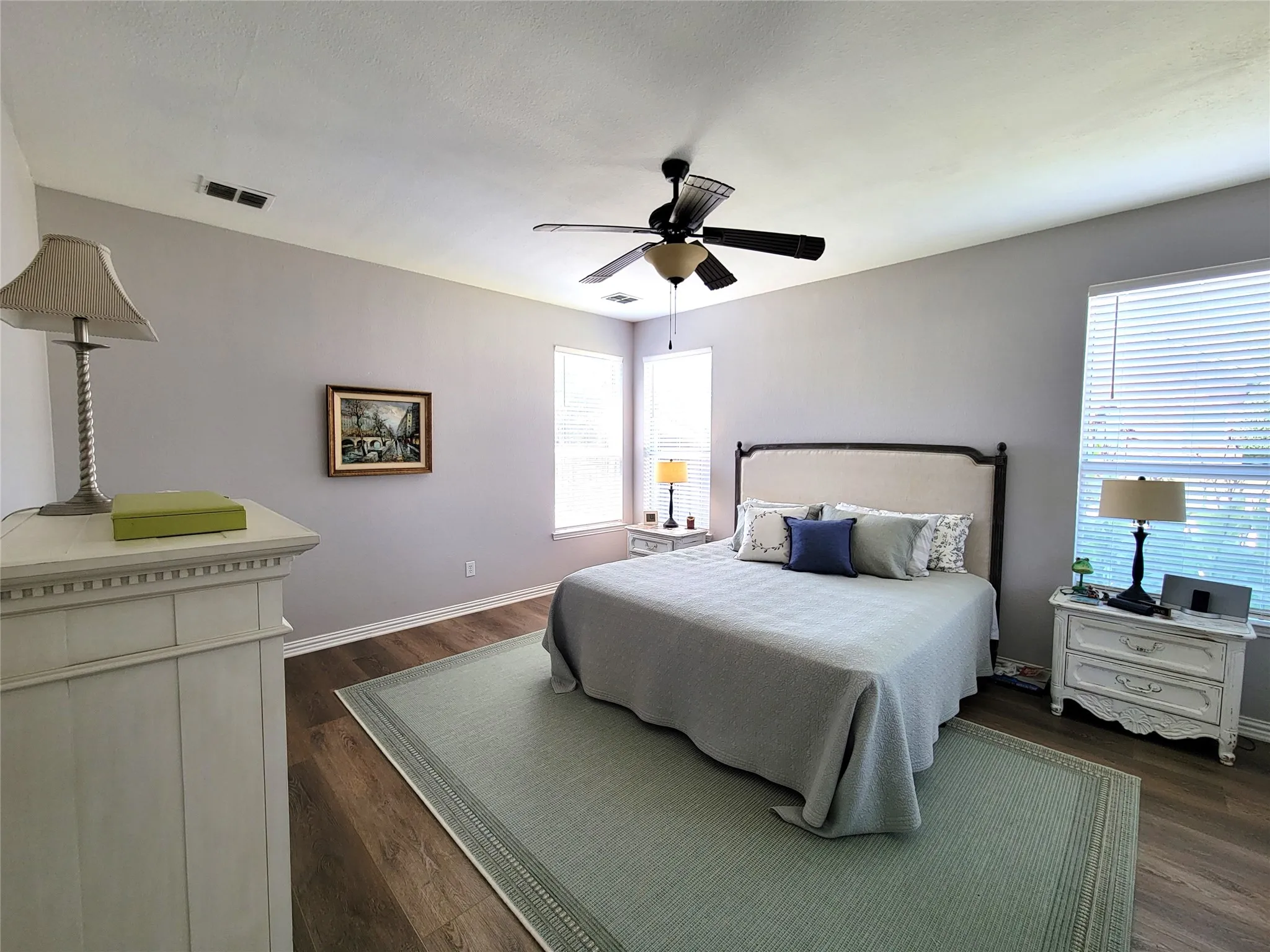 Single Family Residence For Rent in Collin County , 6117 Dark Forest Drive, Mc Kinney, Texas 75070, 4 Bedroom, 3 Bathroom, 2 Garage spaces, 2,479 Sqft, built in 2001, mls#21367080, Real Estate Agent in Mc Kinney, Homes For Rent in Collin county, Homes For Rent in Mc Kinney, Realtor in Mc Kinney Texas, Real Estate Brokerage Independent Realty Texas, Luminita Cordes Realtor