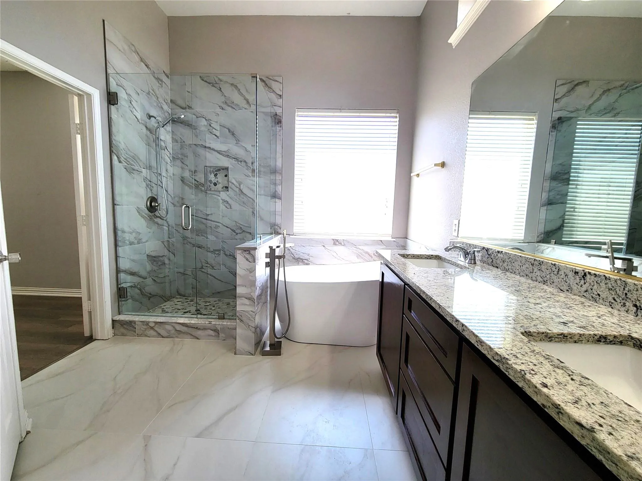 Single Family Residence For Rent in Collin County , 6117 Dark Forest Drive, Mc Kinney, Texas 75070, 4 Bedroom, 3 Bathroom, 2 Garage spaces, 2,479 Sqft, built in 2001, mls#21367080, Real Estate Agent in Mc Kinney, Homes For Rent in Collin county, Homes For Rent in Mc Kinney, Realtor in Mc Kinney Texas, Real Estate Brokerage Independent Realty Texas, Luminita Cordes Realtor