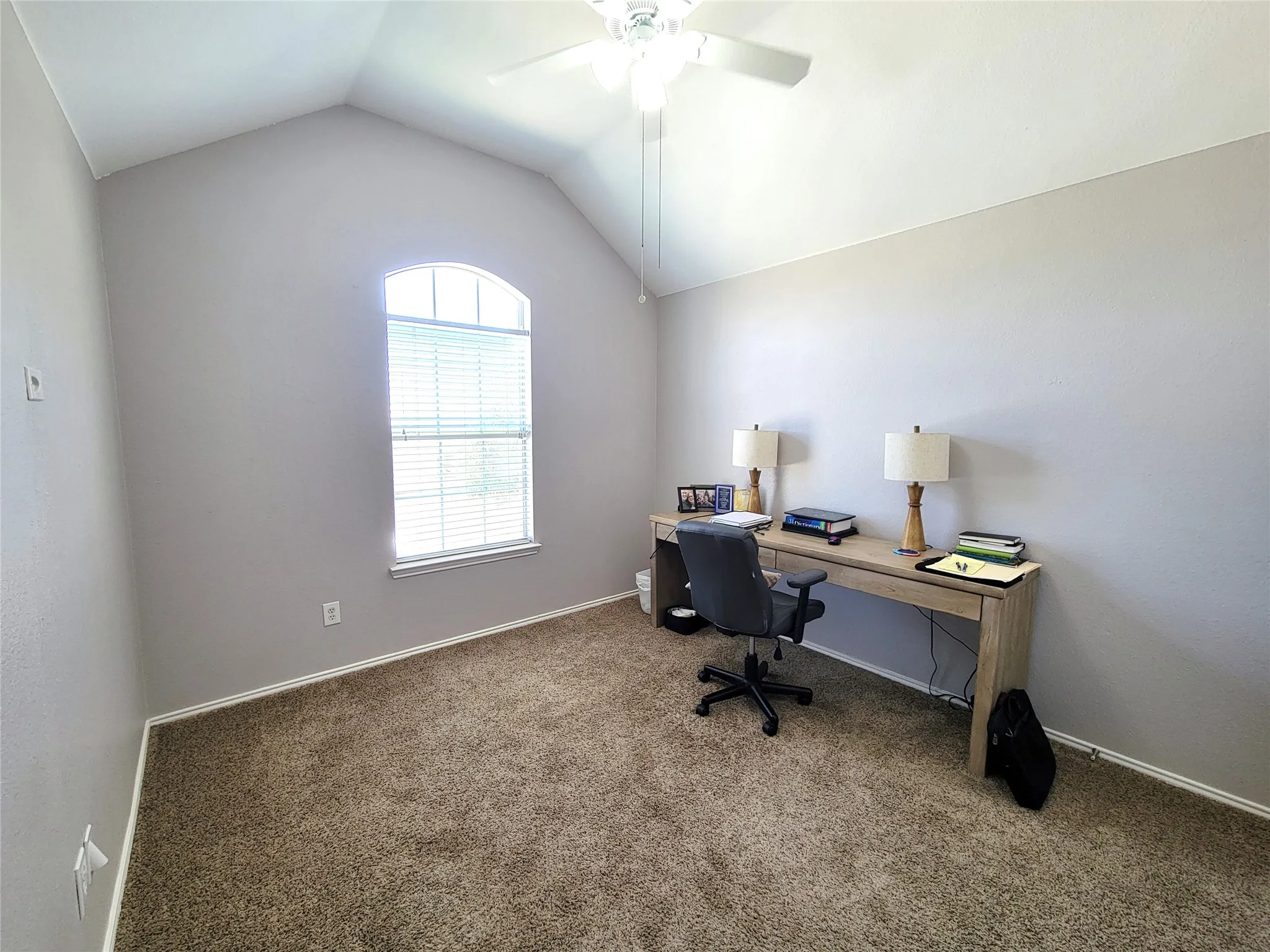 Single Family Residence For Rent in Collin County , 6117 Dark Forest Drive, Mc Kinney, Texas 75070, 4 Bedroom, 3 Bathroom, 2 Garage spaces, 2,479 Sqft, built in 2001, mls#21367080, Real Estate Agent in Mc Kinney, Homes For Rent in Collin county, Homes For Rent in Mc Kinney, Realtor in Mc Kinney Texas, Real Estate Brokerage Independent Realty Texas, Luminita Cordes Realtor