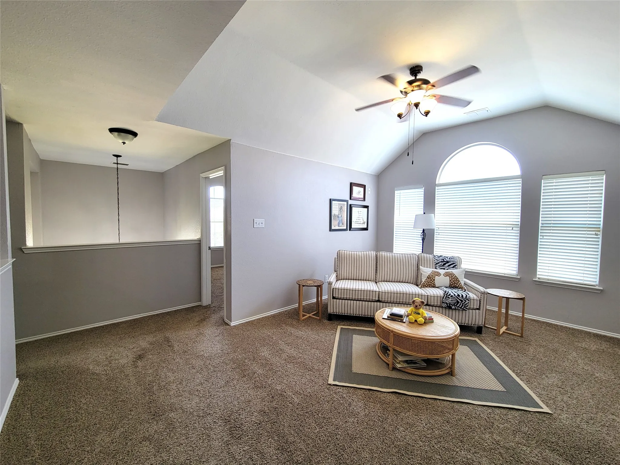 Single Family Residence For Rent in Collin County , 6117 Dark Forest Drive, Mc Kinney, Texas 75070, 4 Bedroom, 3 Bathroom, 2 Garage spaces, 2,479 Sqft, built in 2001, mls#21367080, Real Estate Agent in Mc Kinney, Homes For Rent in Collin county, Homes For Rent in Mc Kinney, Realtor in Mc Kinney Texas, Real Estate Brokerage Independent Realty Texas, Luminita Cordes Realtor