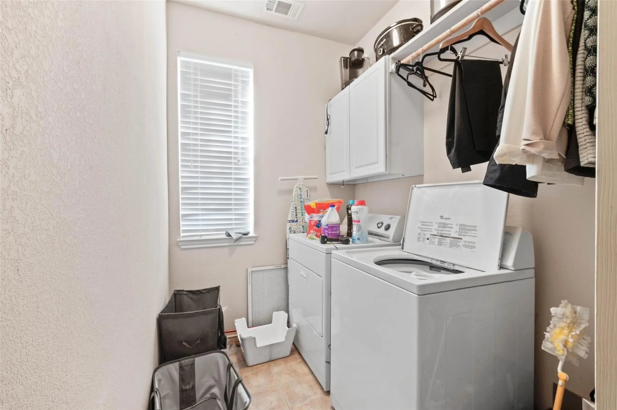Duplex For Rent in Denton County , 124 Castleridge Drive A, Little Elm, Texas 75068, 4 Bedroom, 3 Bathroom, 2 Garage spaces, 1,832 Sqft, built in 2008, Price $2,195, mls#21367082, Real Estate Agent in Little Elm, Homes For Rent in Denton county, Homes For Rent in Little Elm, Realtor in Little Elm Texas, Real Estate Brokerage Independent Realty Texas, Luminita Cordes Realtor