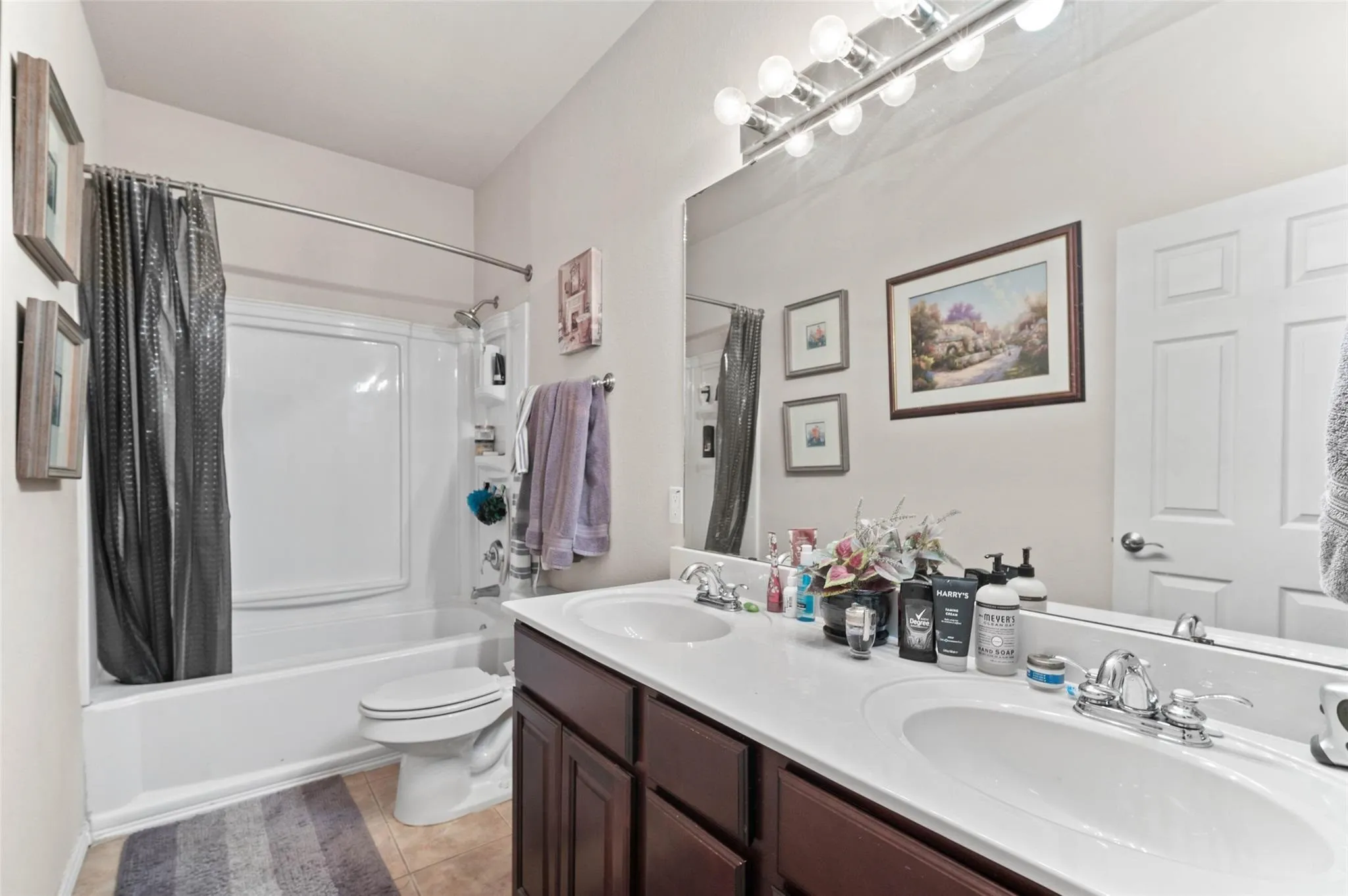 Duplex For Rent in Denton County , 124 Castleridge Drive A, Little Elm, Texas 75068, 4 Bedroom, 3 Bathroom, 2 Garage spaces, 1,832 Sqft, built in 2008, Price $2,195, mls#21367082, Real Estate Agent in Little Elm, Homes For Rent in Denton county, Homes For Rent in Little Elm, Realtor in Little Elm Texas, Real Estate Brokerage Independent Realty Texas, Luminita Cordes Realtor