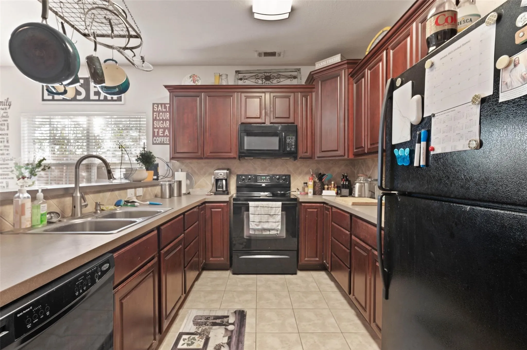 Duplex For Rent in Denton County , 124 Castleridge Drive A, Little Elm, Texas 75068, 4 Bedroom, 3 Bathroom, 2 Garage spaces, 1,832 Sqft, built in 2008, Price $2,195, mls#21367082, Real Estate Agent in Little Elm, Homes For Rent in Denton county, Homes For Rent in Little Elm, Realtor in Little Elm Texas, Real Estate Brokerage Independent Realty Texas, Luminita Cordes Realtor