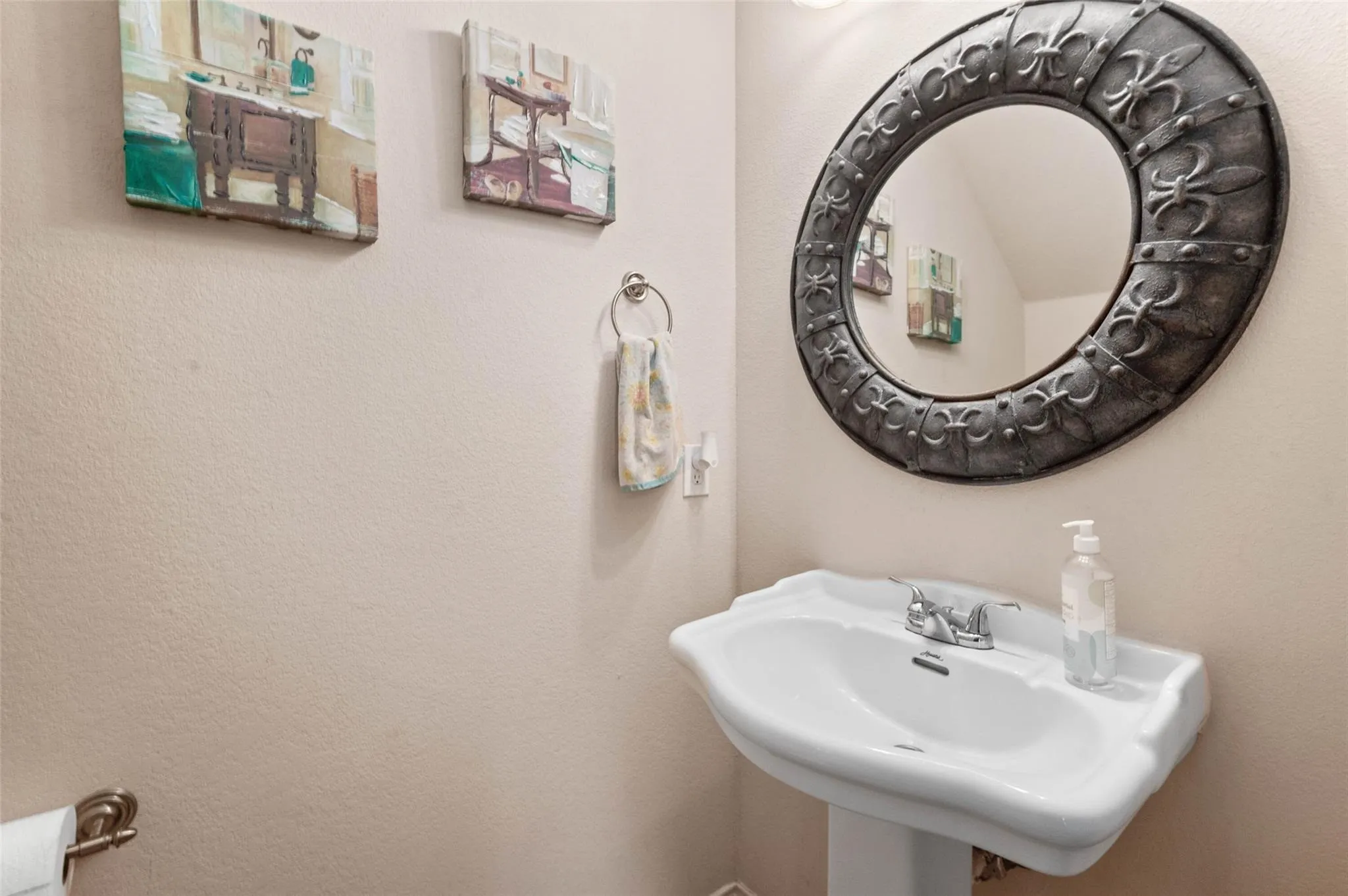 Duplex For Rent in Denton County , 124 Castleridge Drive A, Little Elm, Texas 75068, 4 Bedroom, 3 Bathroom, 2 Garage spaces, 1,832 Sqft, built in 2008, Price $2,195, mls#21367082, Real Estate Agent in Little Elm, Homes For Rent in Denton county, Homes For Rent in Little Elm, Realtor in Little Elm Texas, Real Estate Brokerage Independent Realty Texas, Luminita Cordes Realtor
