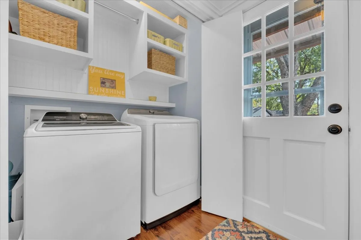 Single Family Residence For Sale in Tarrant County , 4532 Pershing Avenue, Fort Worth, Texas 76107, 2 Bedroom, 2 Bathroom, 1 Garage spaces, 1,679 Sqft, built in 1926, mls#21363076, Real Estate Agent in Fort Worth, Homes For Sale in Tarrant county, Homes For Sale in Fort Worth, Realtor in Fort Worth Texas, Real Estate Brokerage Independent Realty Texas, Luminita Cordes Realtor