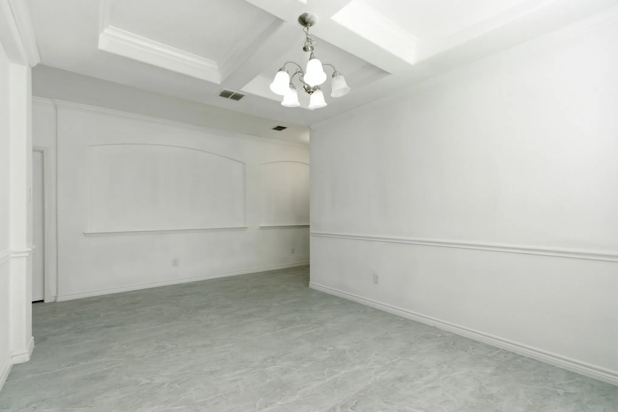 Single Family Residence For Sale in Denton County , 11300 Hubbard Creek Drive, Frisco, Texas 75036, 4 Bedroom, 4 Bathroom, 2 Garage spaces, 3,158 Sqft, built in 2015, mls#21367091, Real Estate Agent in Frisco, Homes For Sale in Denton county, Homes For Sale in Frisco, Realtor in Frisco Texas, Real Estate Brokerage Independent Realty Texas, Luminita Cordes Realtor