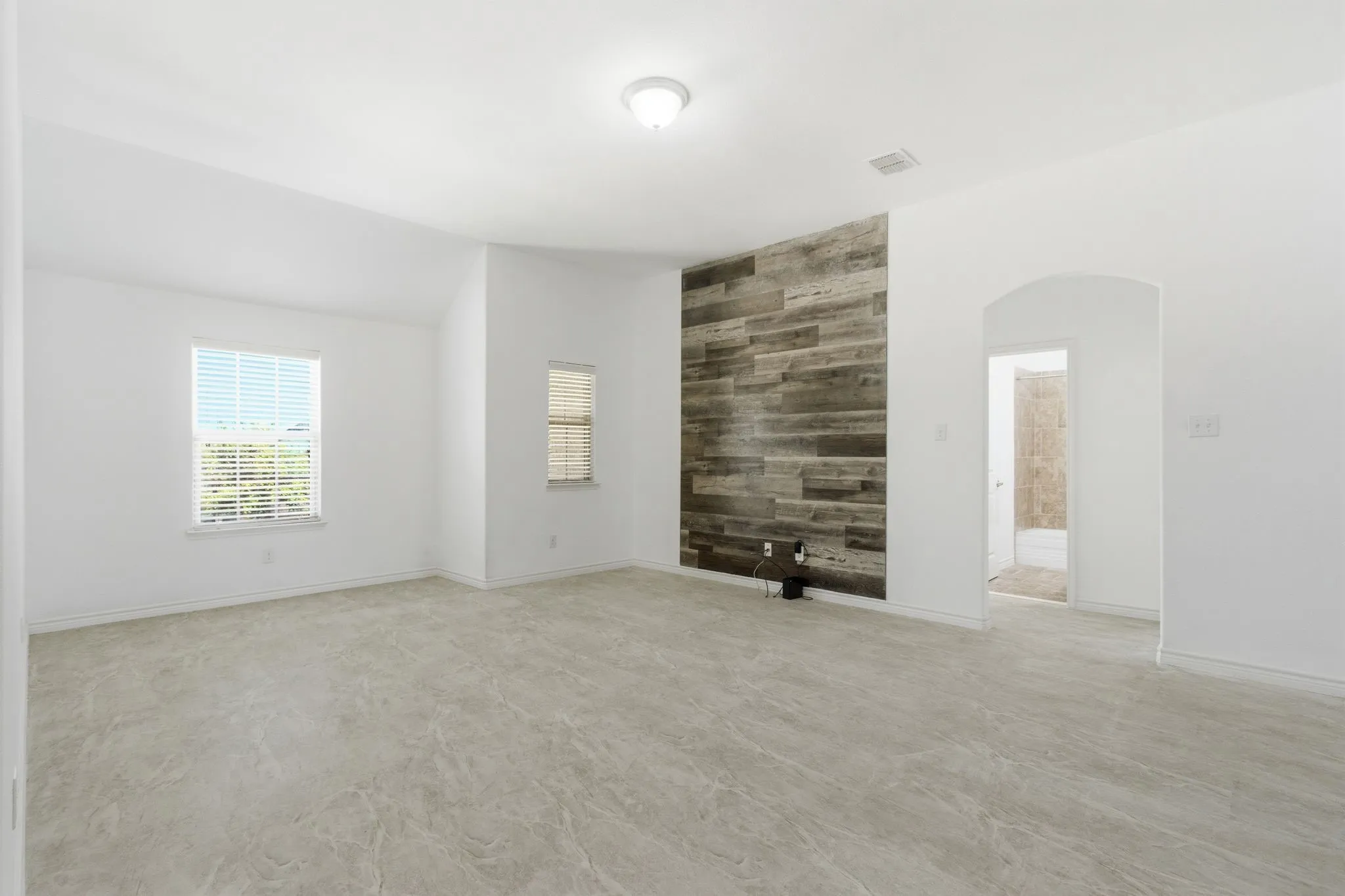 Single Family Residence For Sale in Denton County , 11300 Hubbard Creek Drive, Frisco, Texas 75036, 4 Bedroom, 4 Bathroom, 2 Garage spaces, 3,158 Sqft, built in 2015, mls#21367091, Real Estate Agent in Frisco, Homes For Sale in Denton county, Homes For Sale in Frisco, Realtor in Frisco Texas, Real Estate Brokerage Independent Realty Texas, Luminita Cordes Realtor
